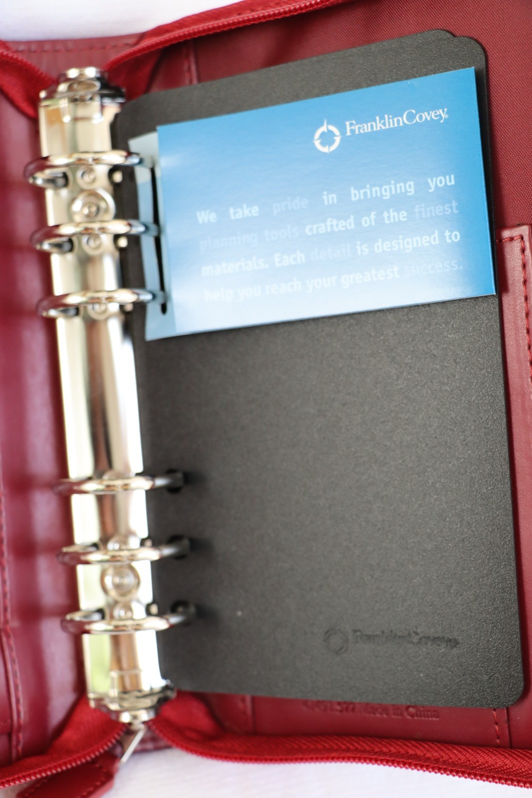 Franklin Covey Classic Red Soft Leather Zip Around Ring Binder Planner 8.5″ NEW