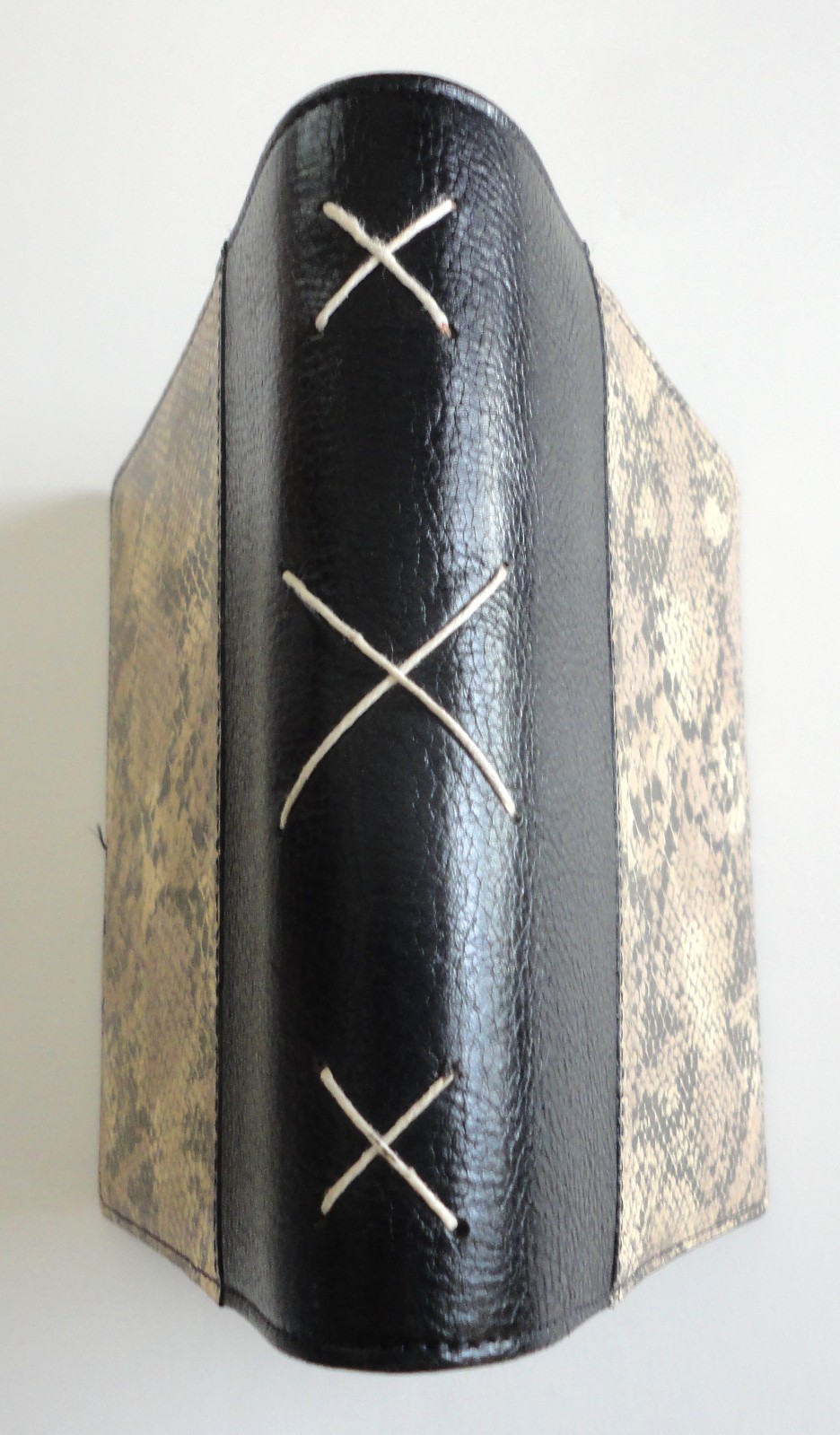 Streets Ahead Los Angeles Leather Cover Diary & Laura Ashley Deluxe Notebook Pen