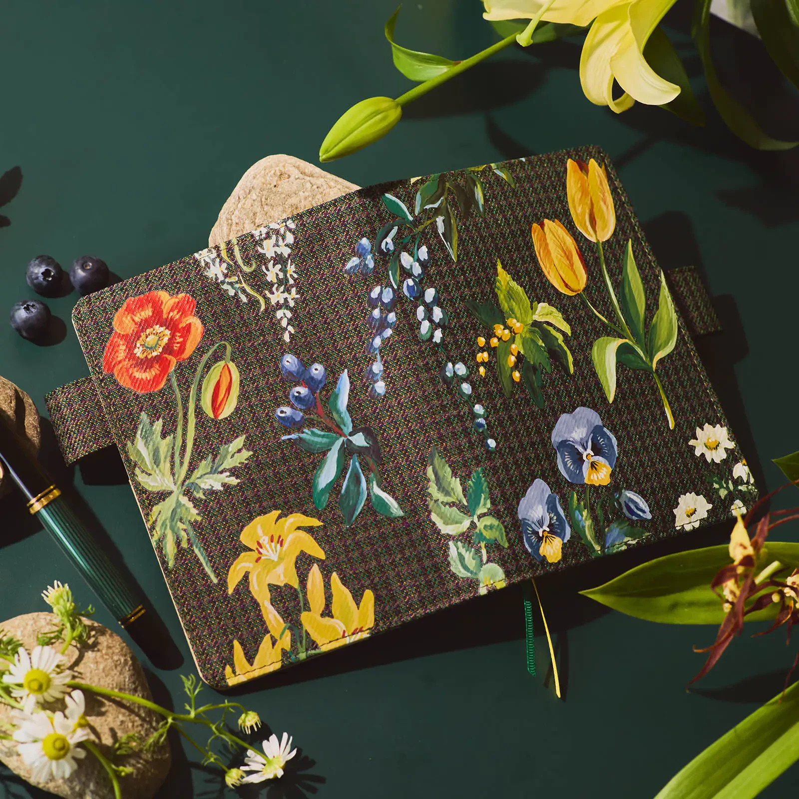 HOBONICHI TECHO 2026 Tolight Garden of Botany A6 A5 Cover & weeks JAPAN NEW