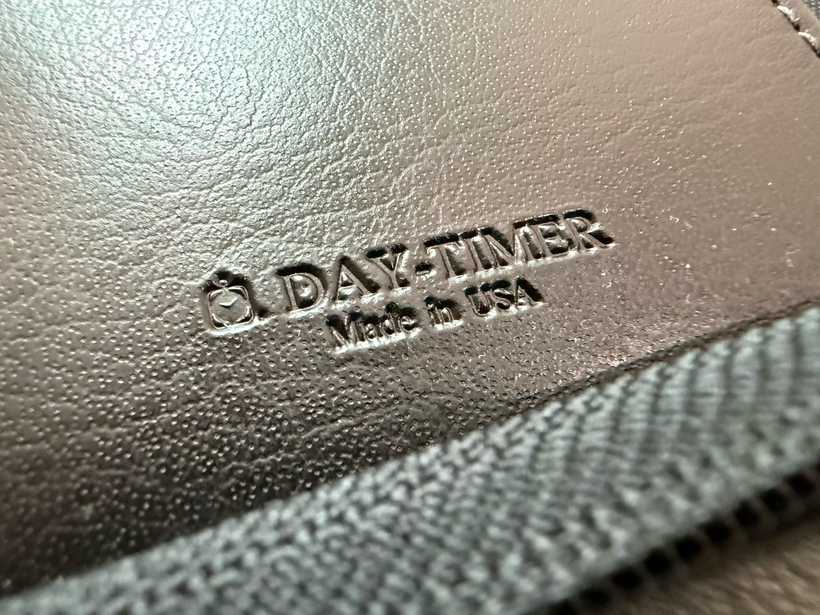 Day-Timer Planner Leather? Black USA Made 7 Ring Binder Double YKK Zipper Slots
