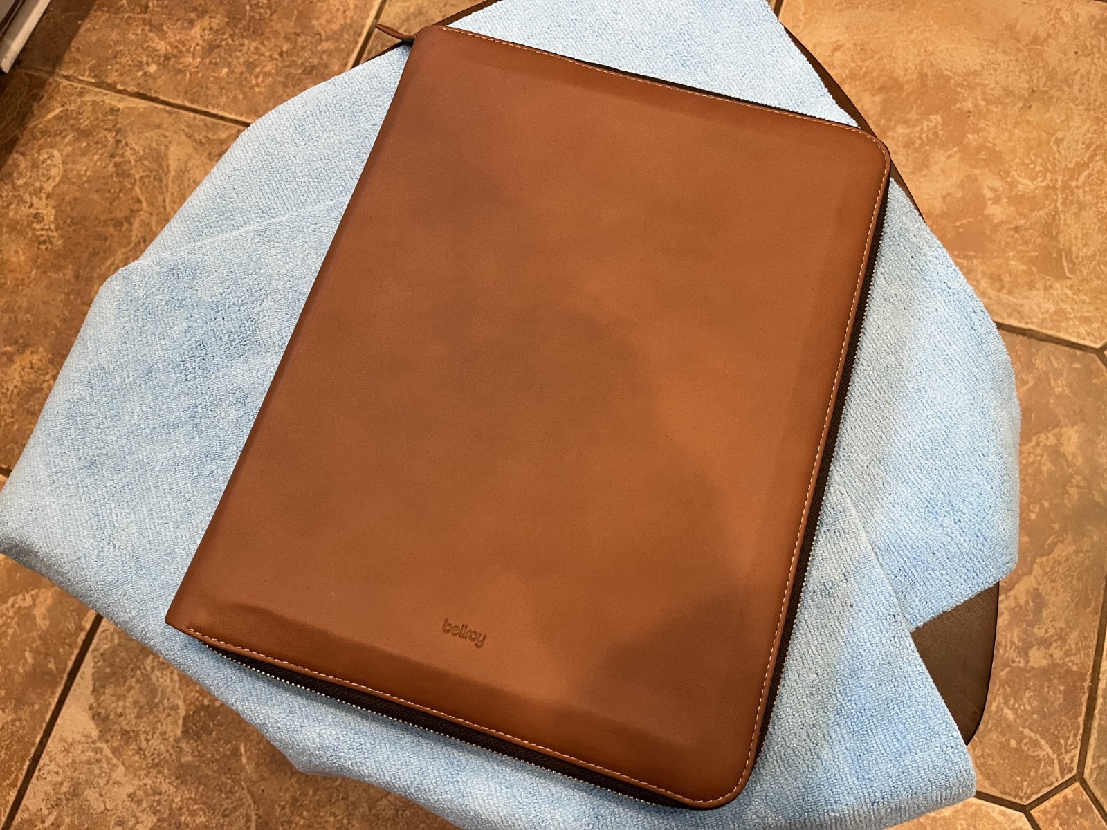 Bellroy A4 Work Folio premium Caramel leather (EWFB-Caramel) – Near Mint