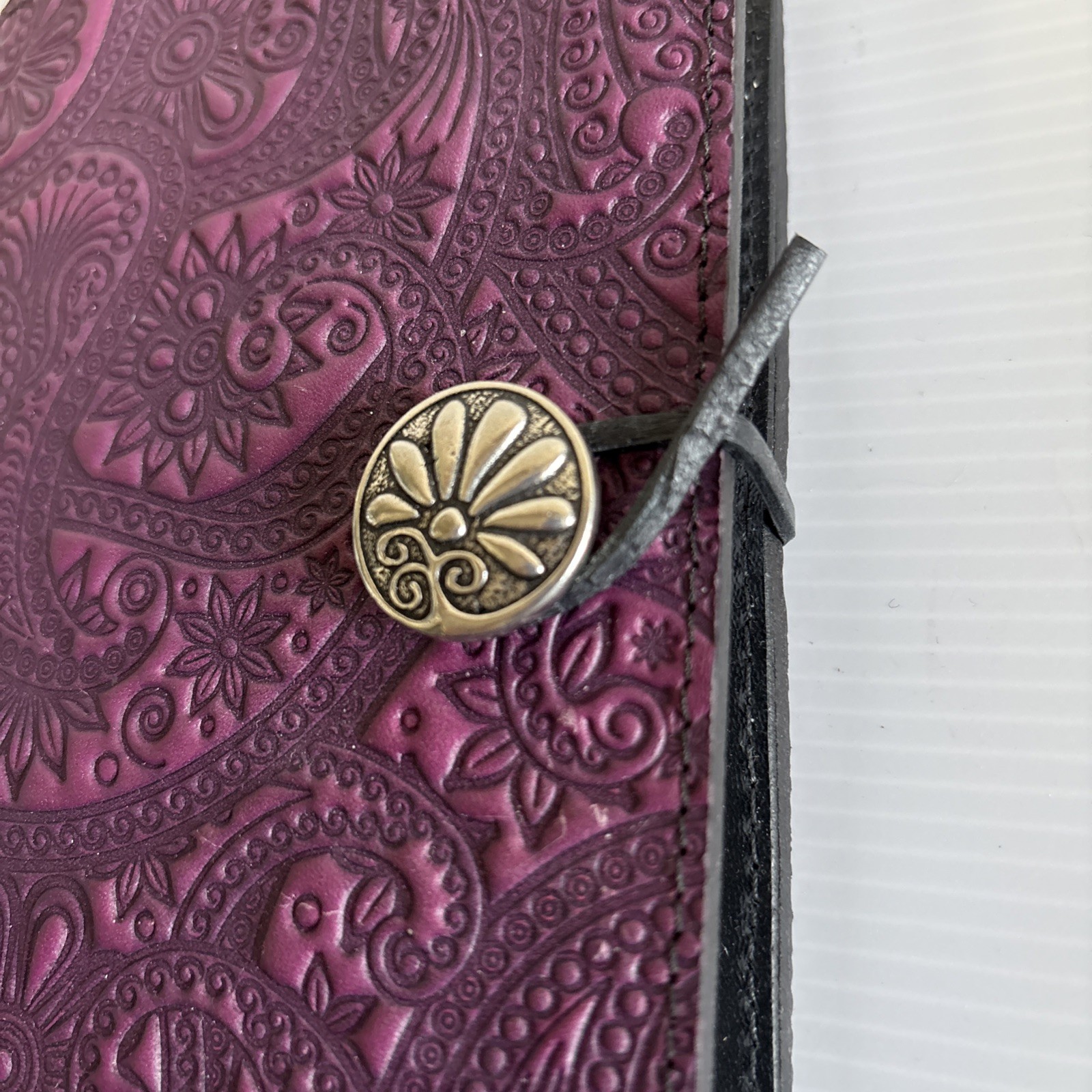 Oberon Design Purple Paisley Embossed Leather Journal Cover 5×7 w/Journal NEW