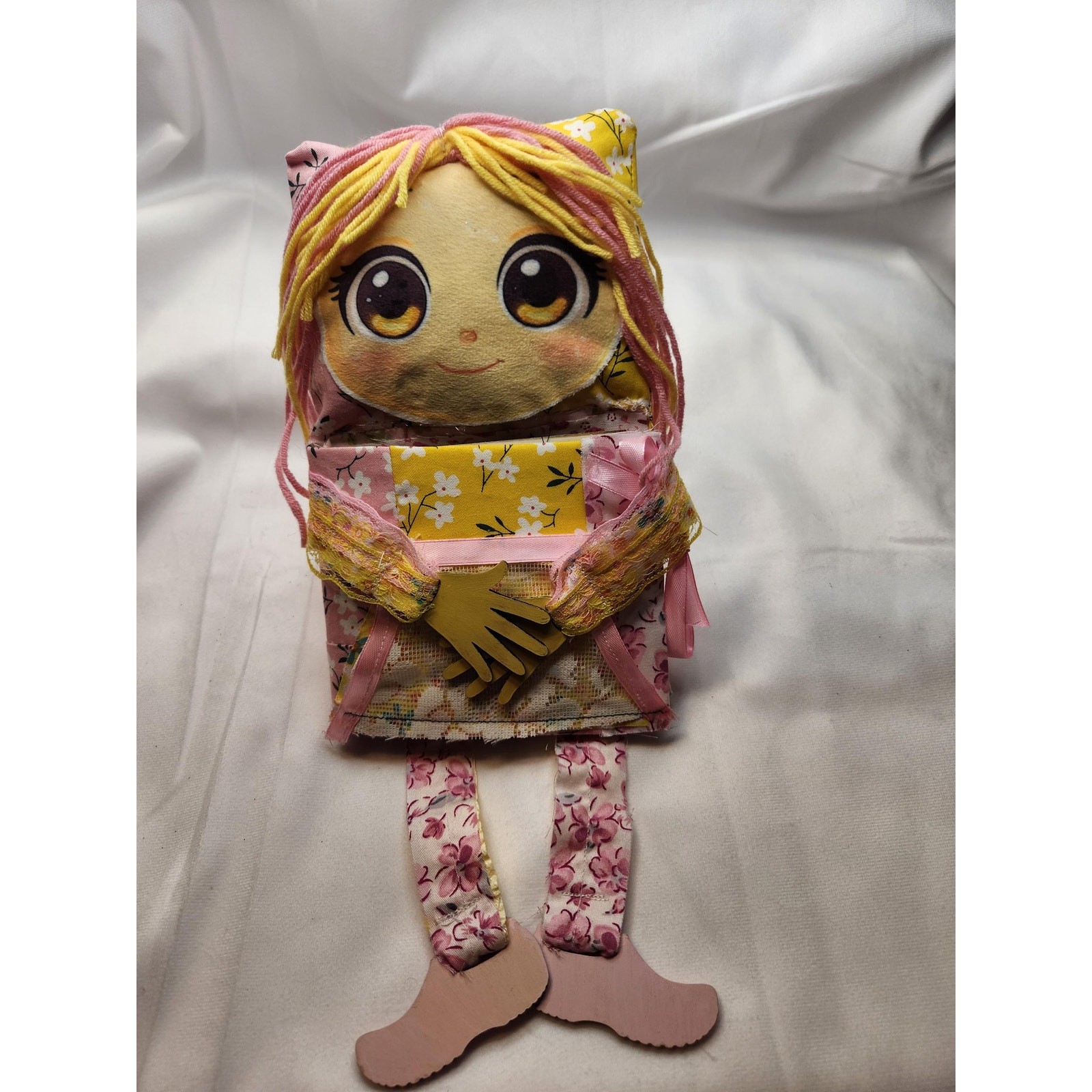 Flower Doll Junk Journal: Handmade Mixed Media Naked Refillable Pages Journal