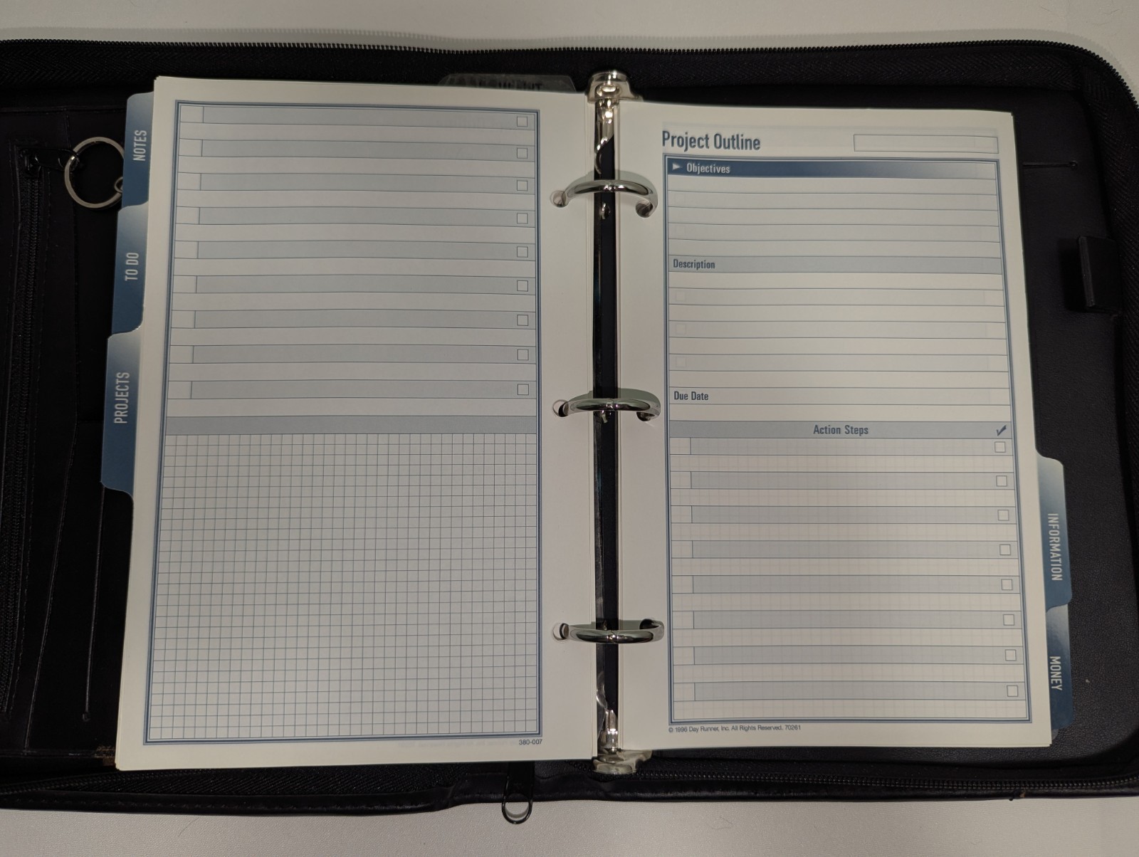 Day Runner Fact Centre Black Faux Leather 3-Ring Zipper Planner, Inserts incl.