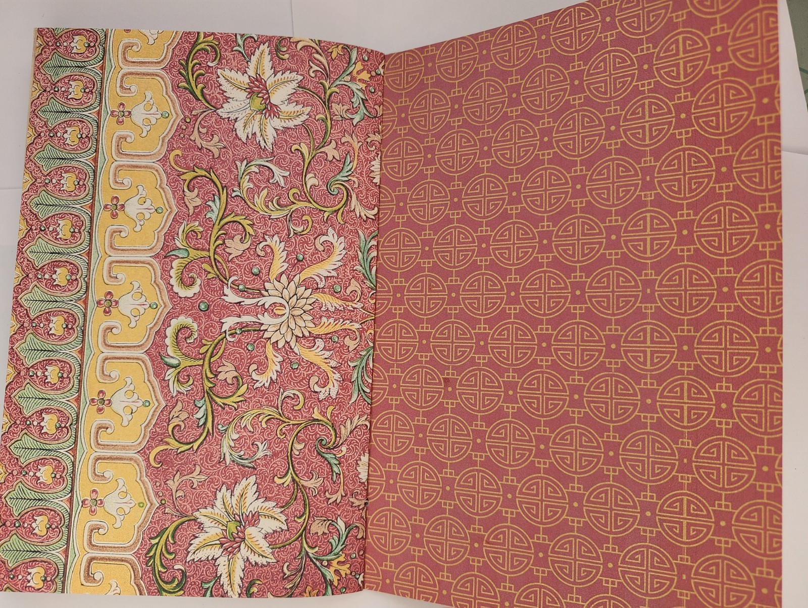 “ASIAN SPLENDOR” Oriental Japanese Style Junk Journal Vibrant Images 40pg 6″x9″