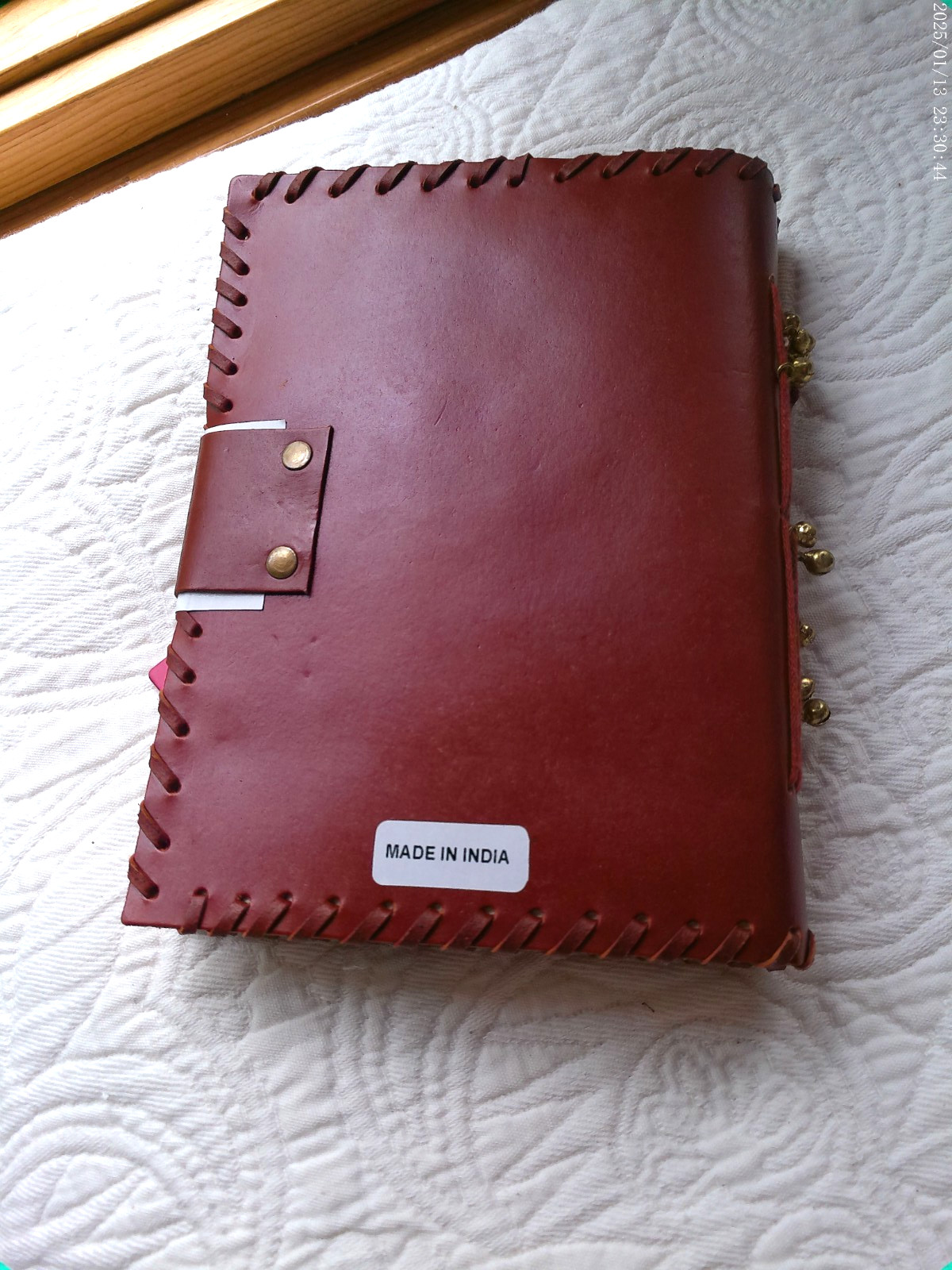 JEWEL OF MUMBAI HANDMADE LEATHER JOURNAL ORNATE METAL LATCH 144 LINED PAGES D