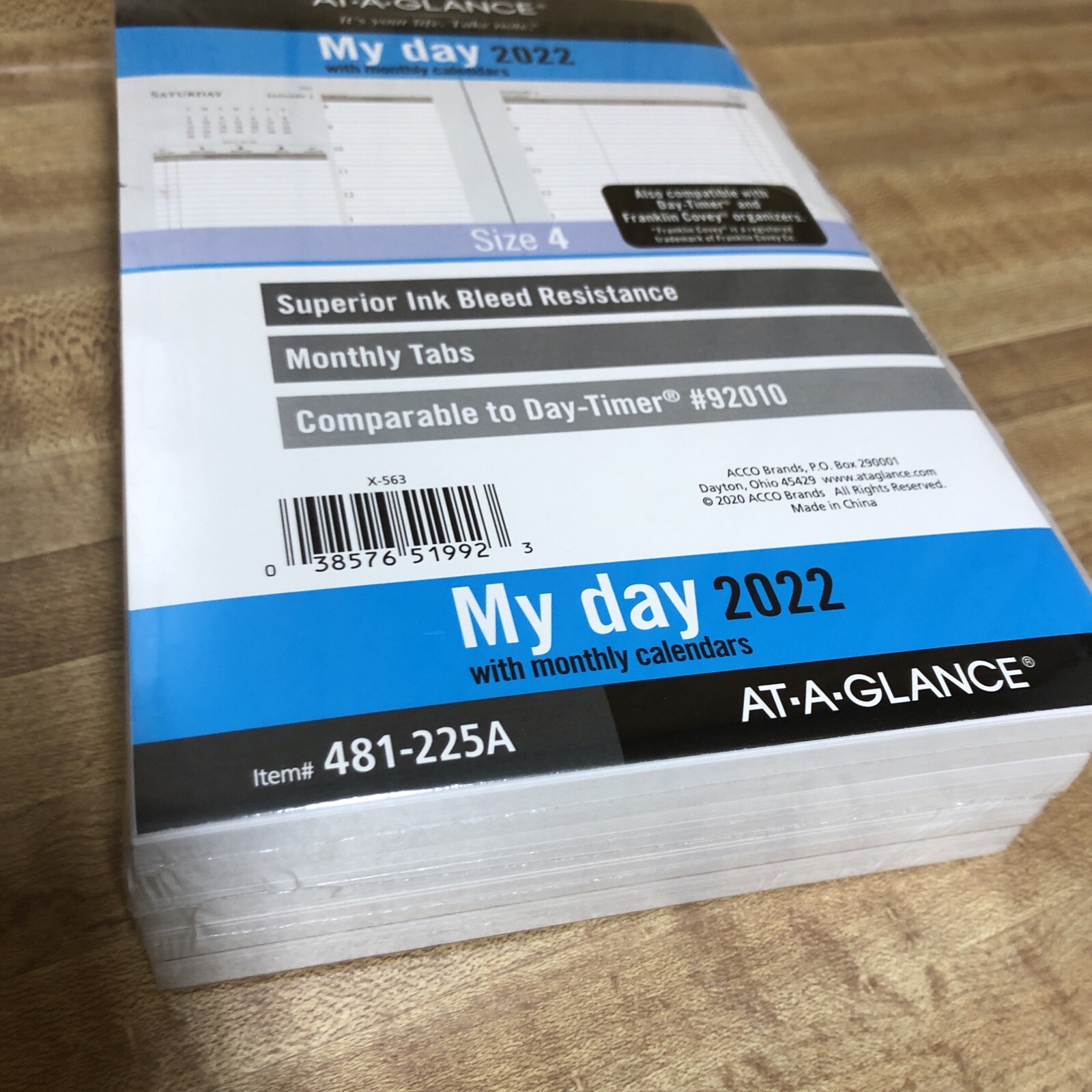 AT-A-GLANCE My Day 2022 5.5″ x 8.5″ Refill White/Gray 481-225A New