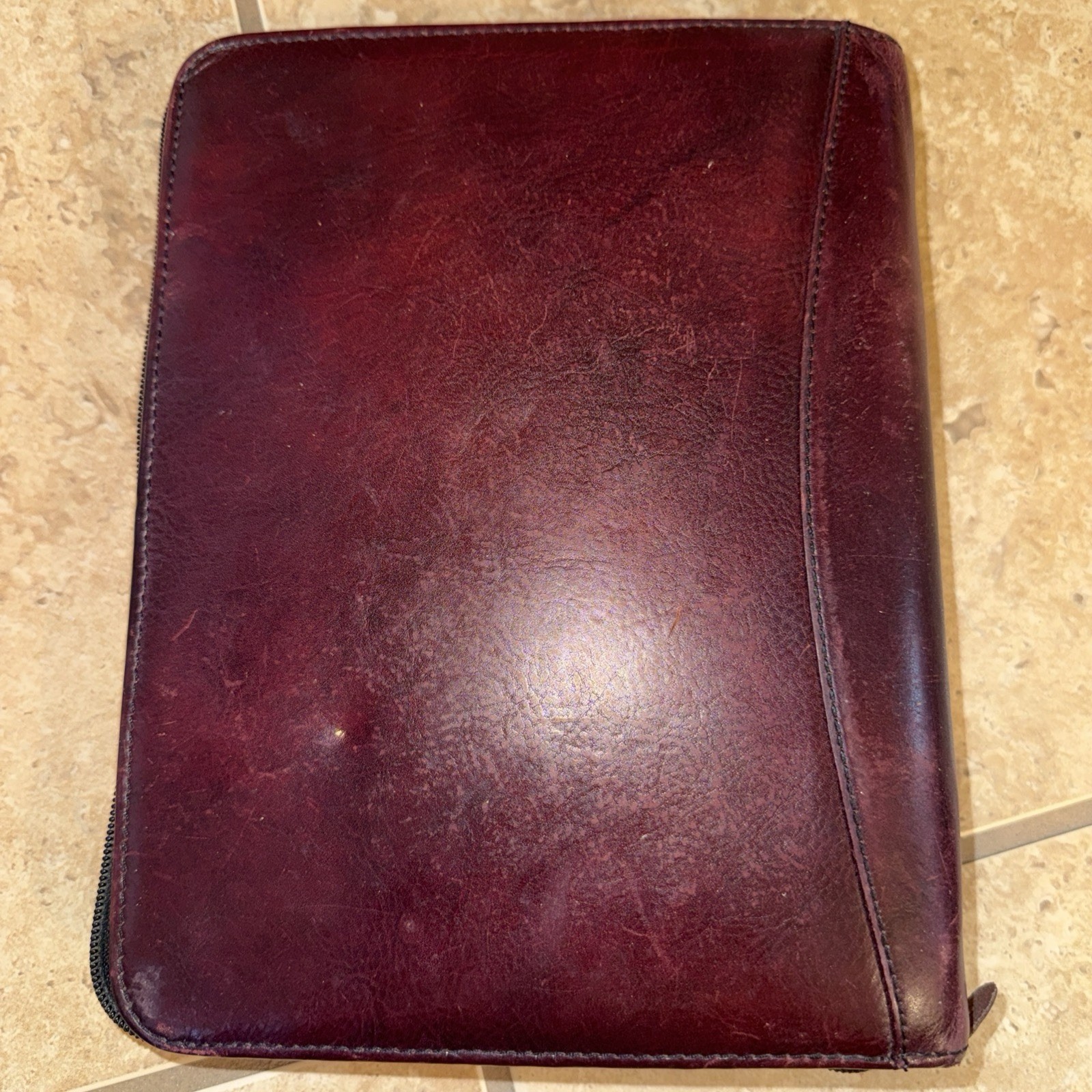Franklin Covey Classic Burgundy Leather 7 Ring Binder Zipper Close