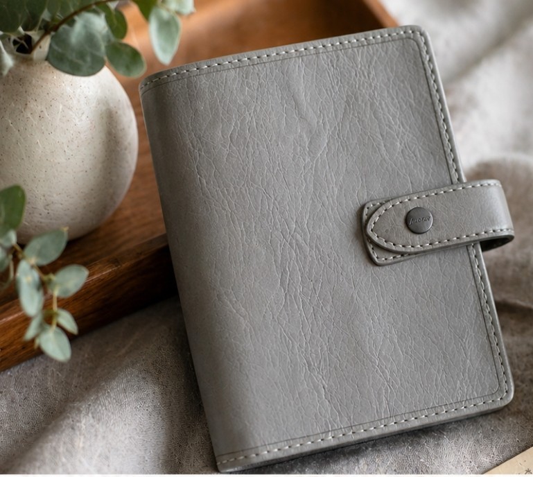 Filofax Malden Pocket Organizer Gray Antiqued Leather Planner Binder Zip Pocket