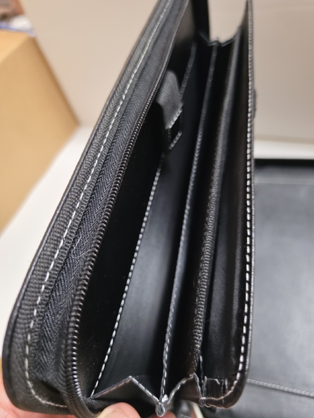 Hustle Folio Zipped Pro Organizer With Binder