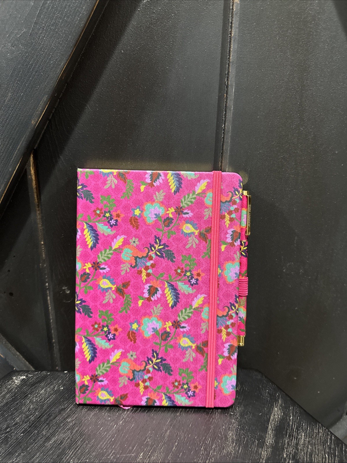 Johnny Was Verney Journal and Pen Set Silk Blend Floral Pink Size 8.5″ x 6″ NEW