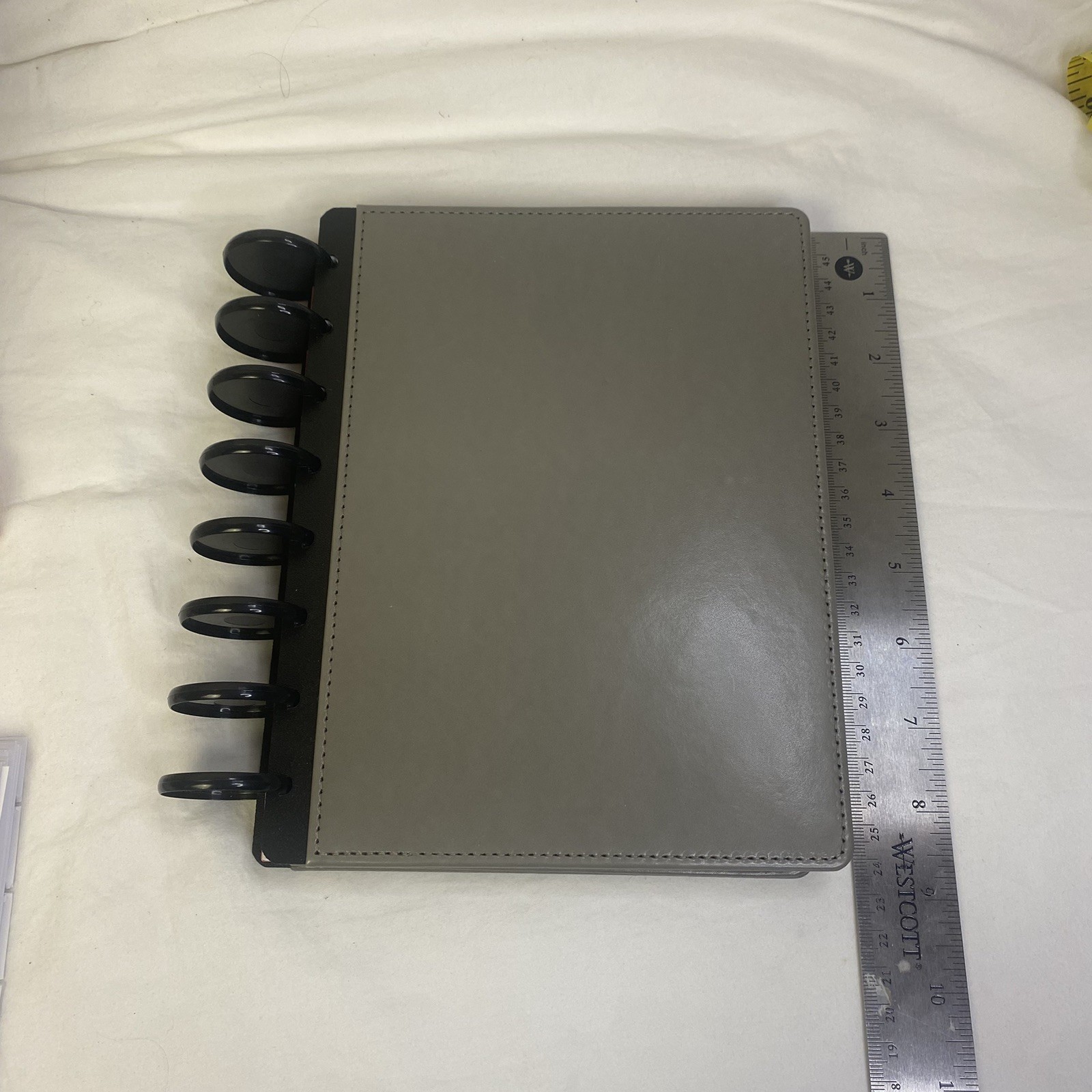 Disc Bound Gray Planner Cover Size 8 x 6 with 8 Discs & Calendar I Heart Planner