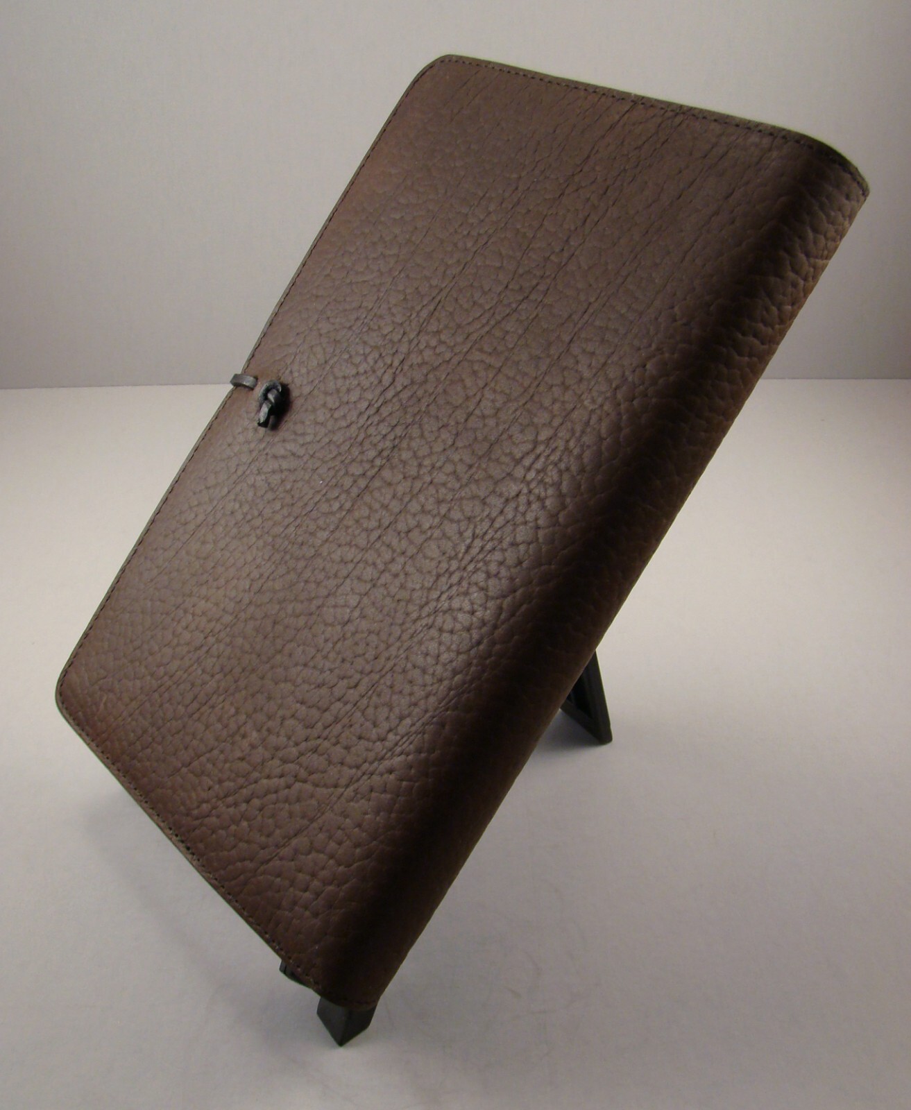 Oberon Leather Journal: 6×9 Bold Celtic Knot Cover w/ Blank Page Insert – NOS!