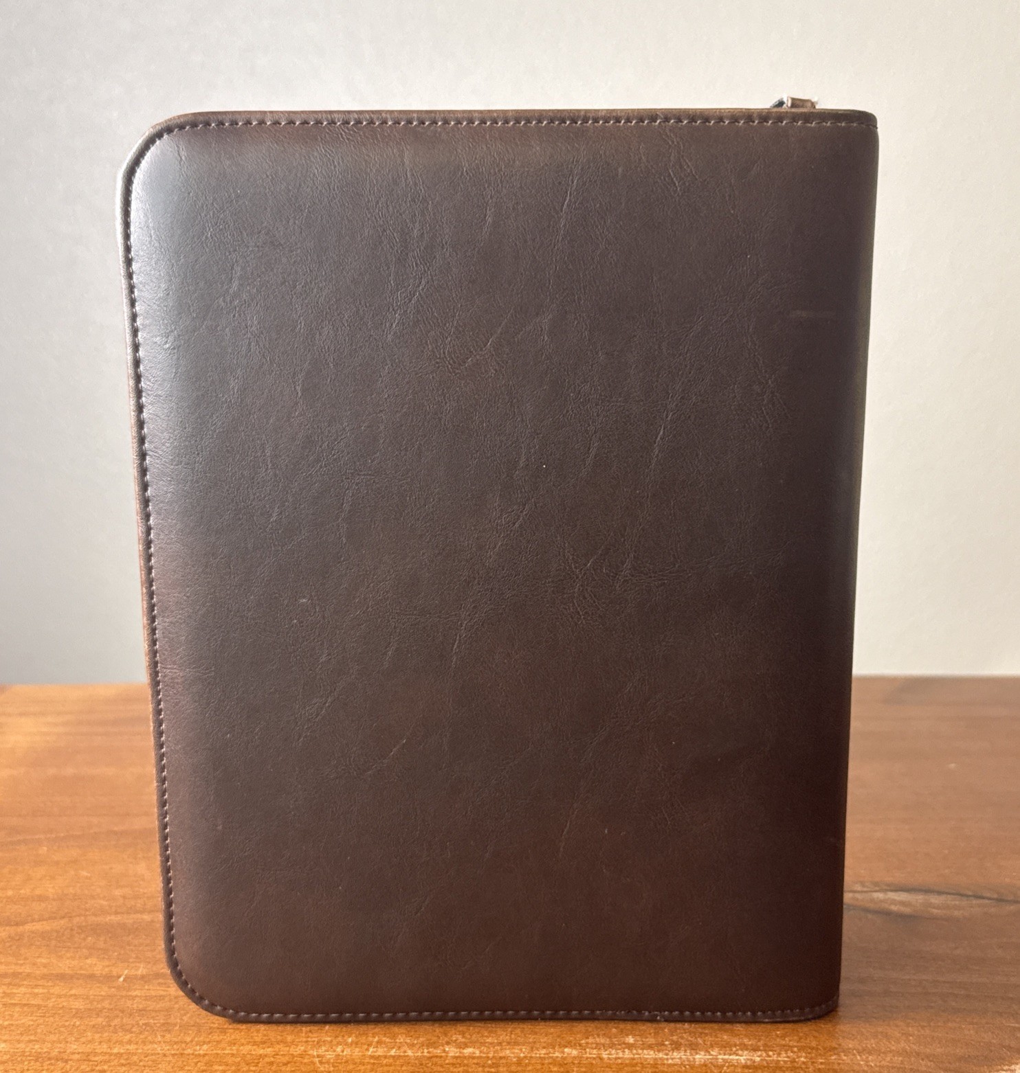 Day Timer Desk Size Planner Binder Black Leather 7 Ring Zip Up Vintage 90s NOS