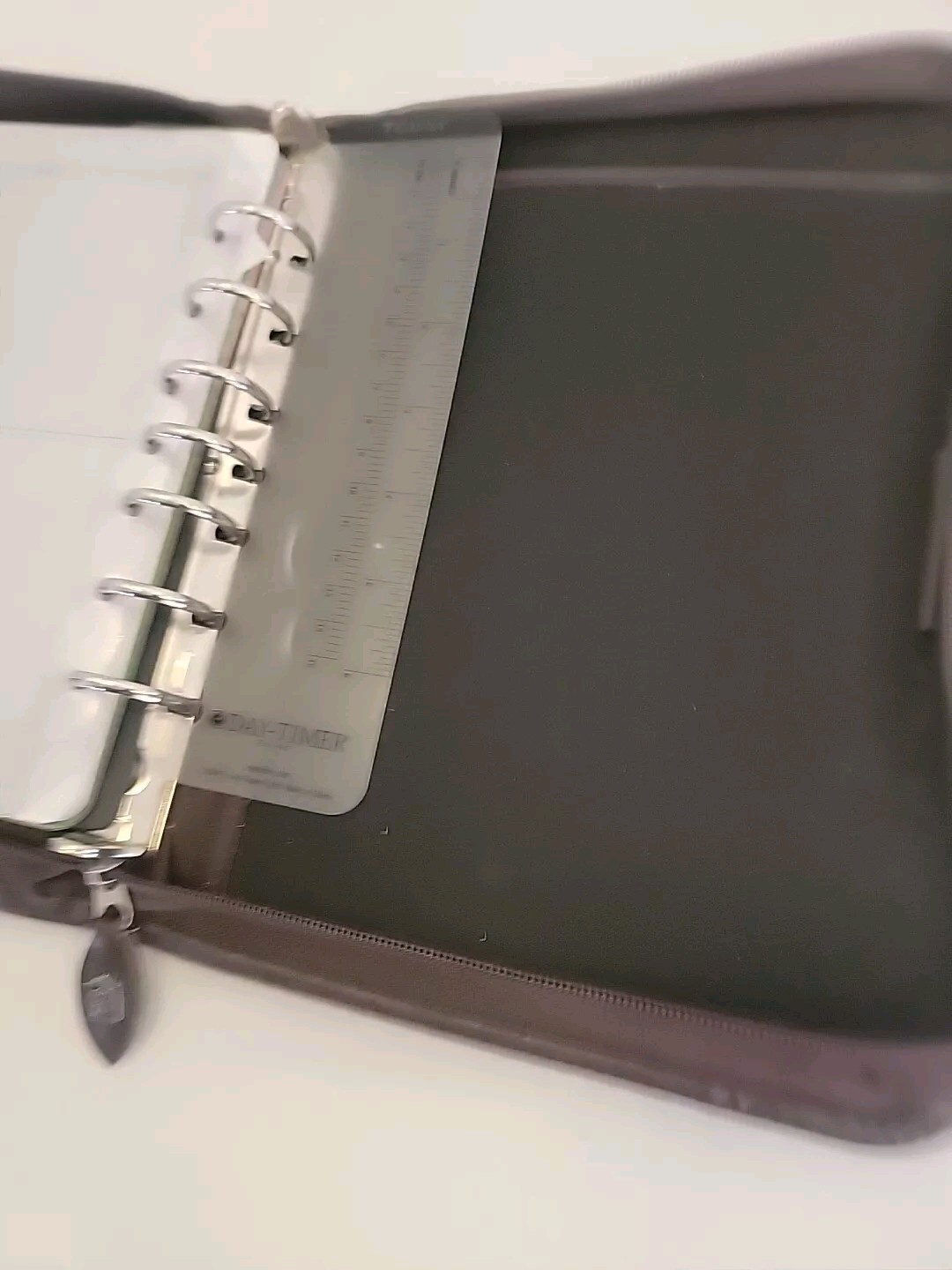 Day-Timer Agenda Binder Personal Organizer To-Do Lists Contacts,Brown Good Condi