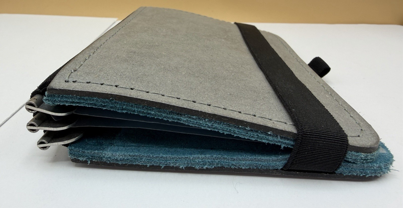 Roterfaden Taschenbegleiter WK_12 A6 Gray Teal Leather Notebook Cover Germany