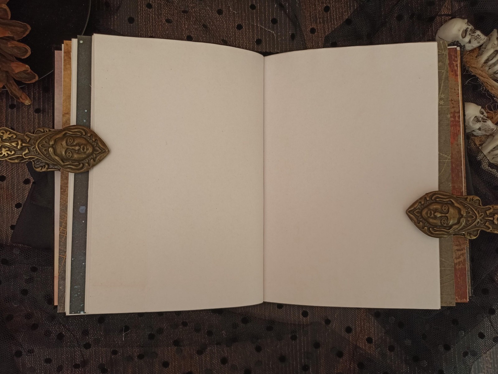 Junk journal handmade blank Witch Spell Book Halloween Spooky 6×5 in 200 pgs