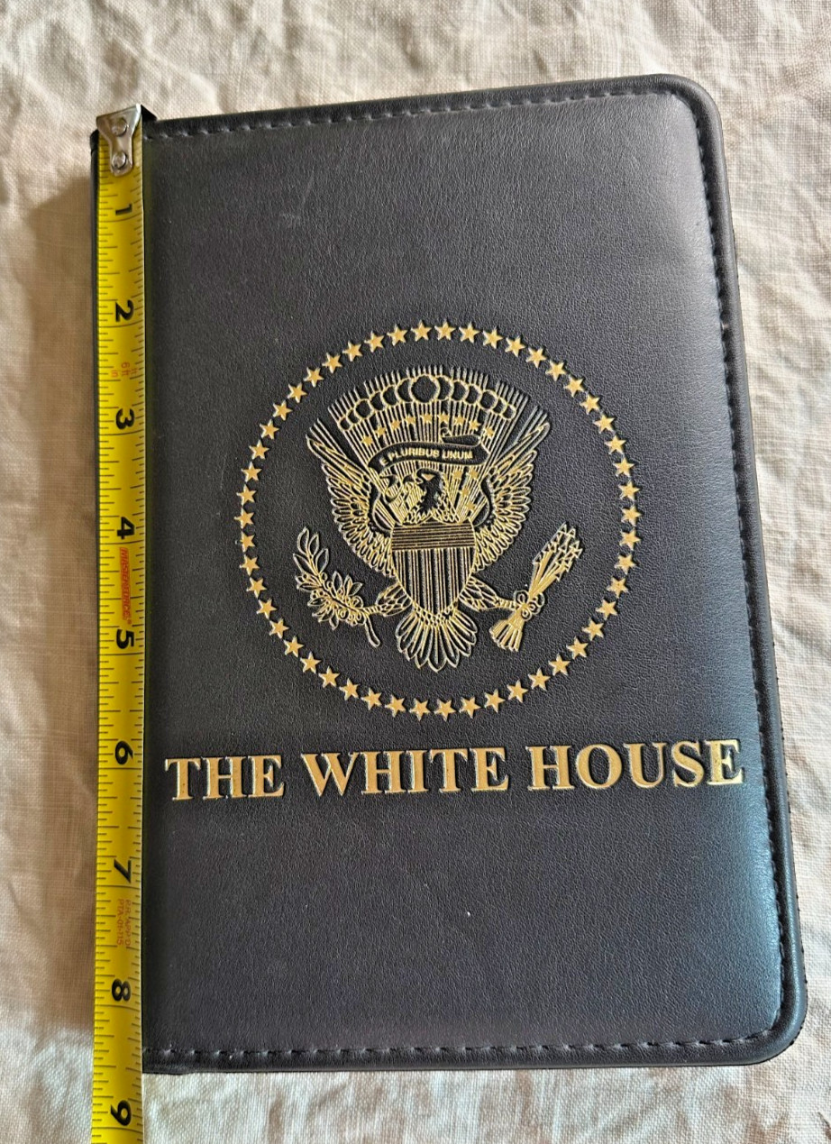 Obama Era White House Presidential Seal Black Padfolio Portfolio Notepad