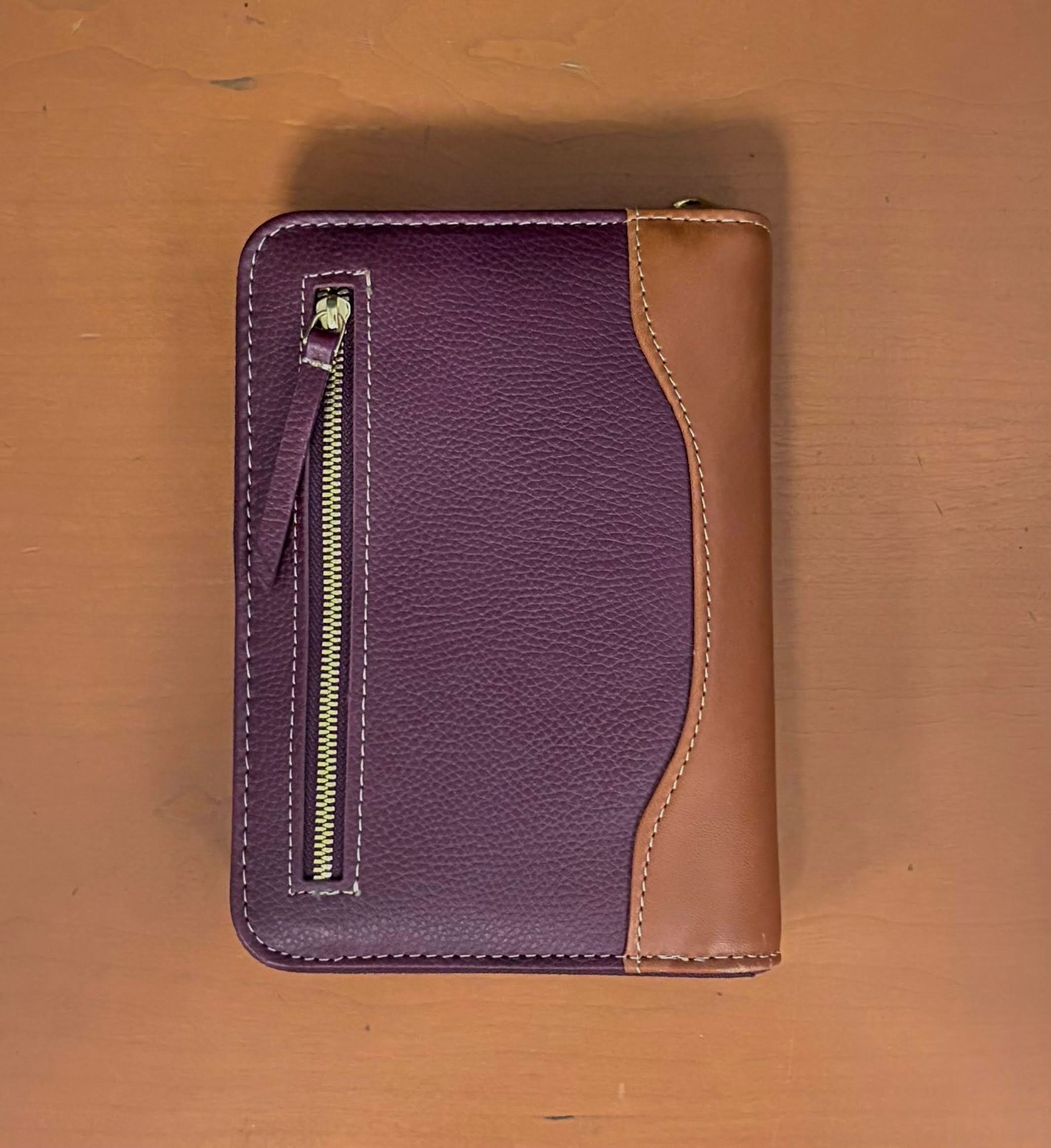 Pocket Franklin Covey Libby Leather Binder | Burgundy/Tan | .875” Rings
