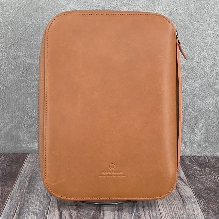 This is Ground TIG Mod Tablet 4 Leather Organizer Zip Around Toffee No Inserts