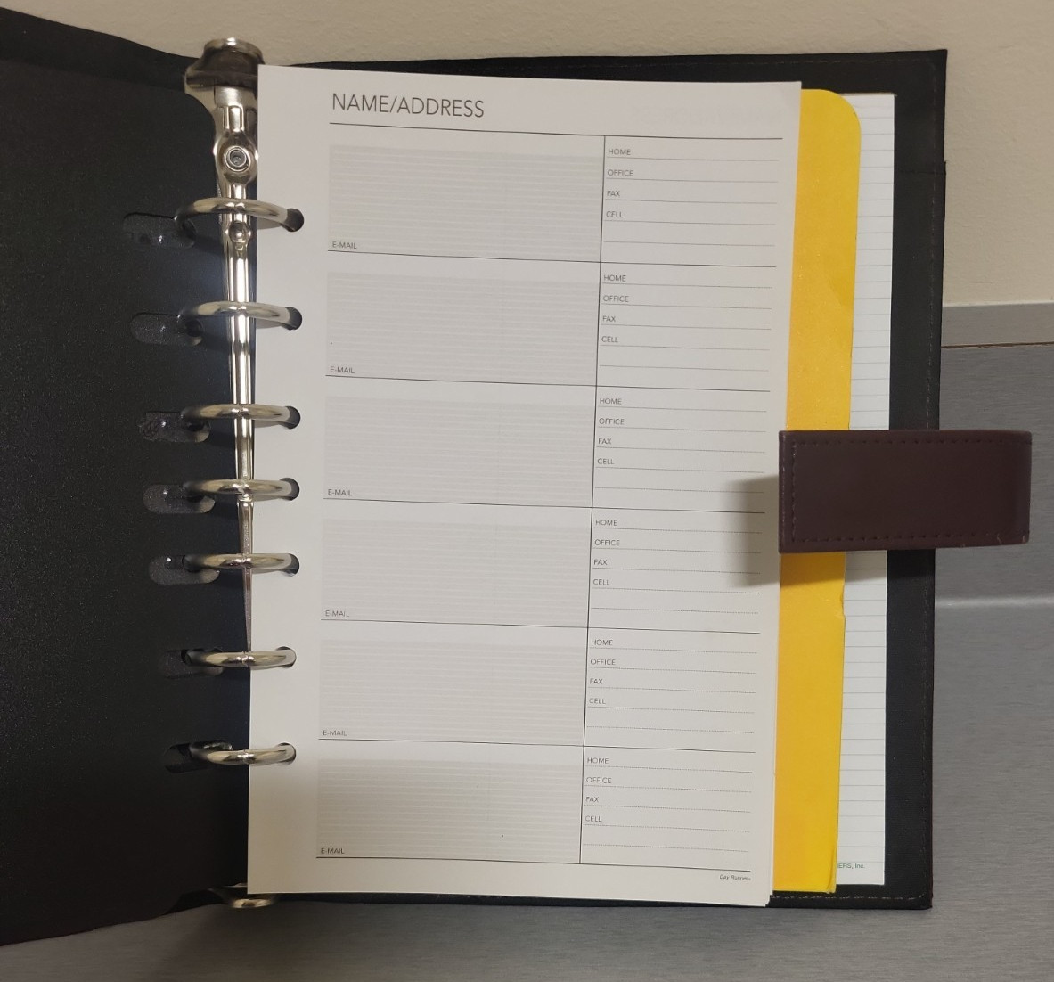 VTG Day-Timer Burgundy Wine Leather 3 Ring Planner Organizer 9.5 X 7 w/inserts