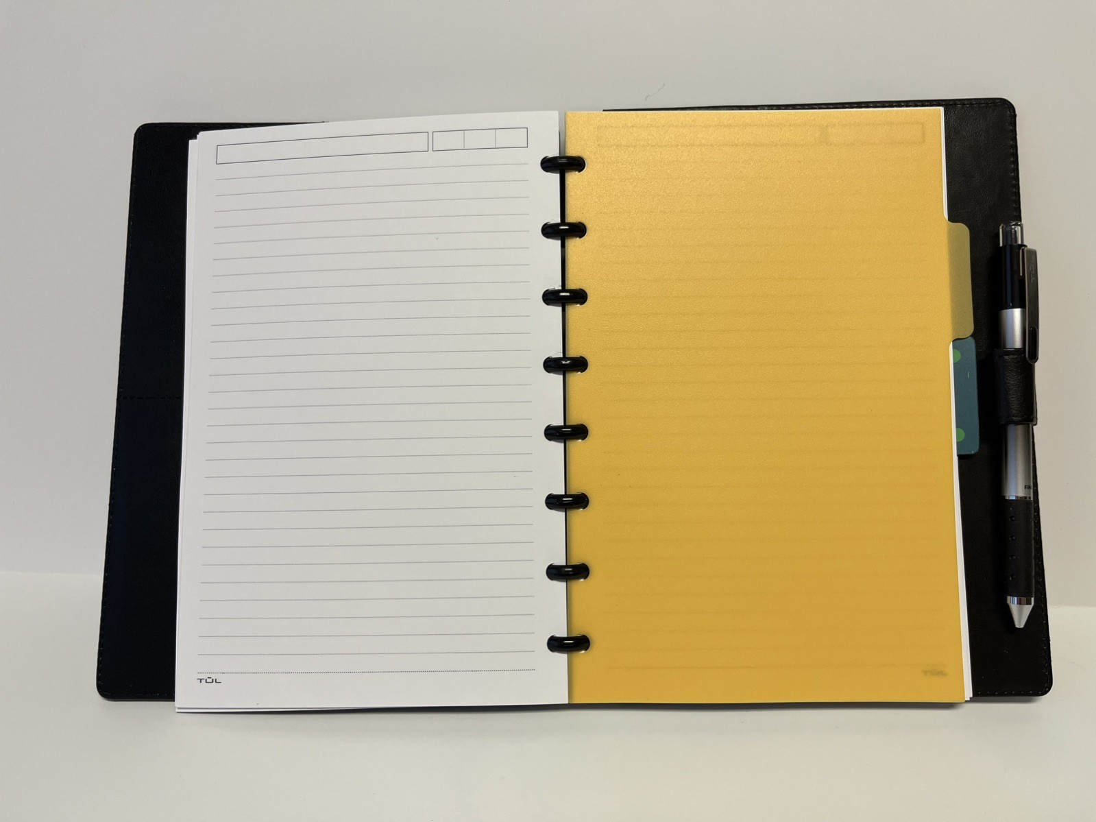 Tul Discbound Junior Size Notebook Planner includes misc. items & Tul pen