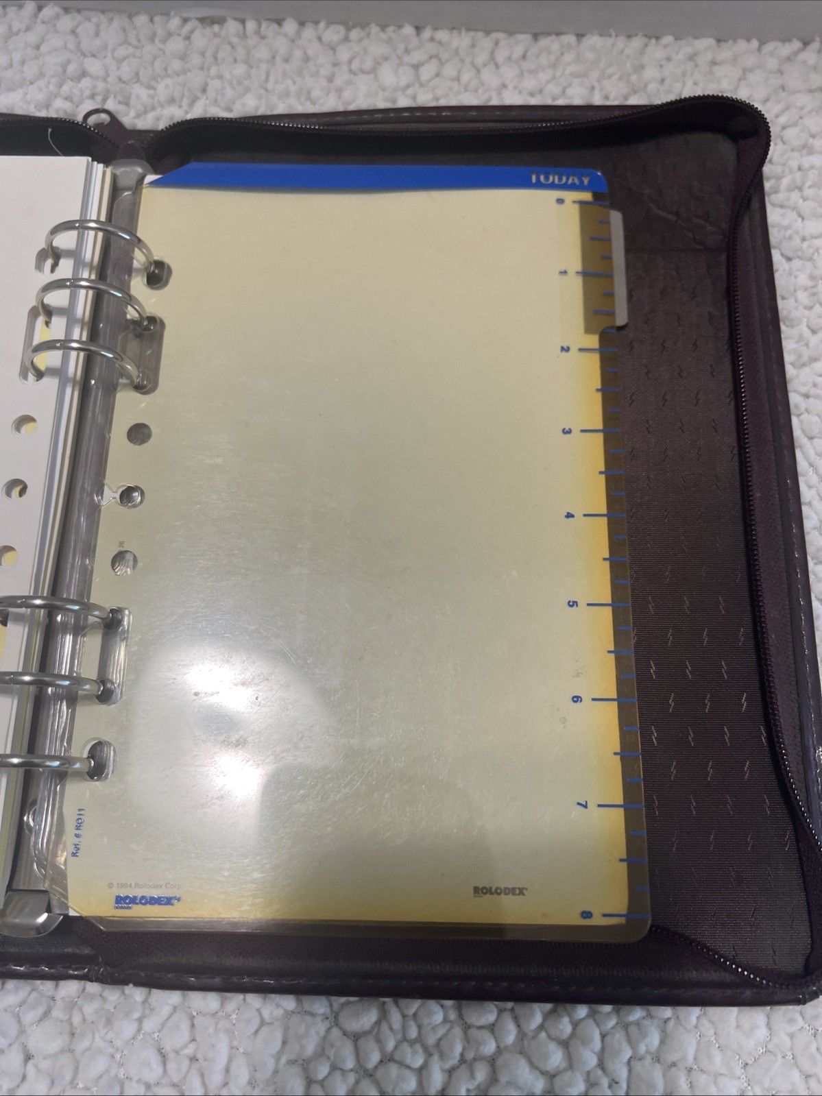 Notebook Planner Rolodex 8×10 Faux Leather 6 Ring Brown Solid 90s Zipper Case