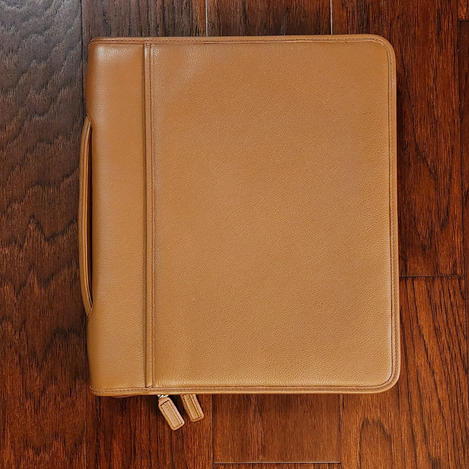Levenger 12″ x 13.5″ Brown Leather Folio Full-Zip Portfolio Note Pad Handle