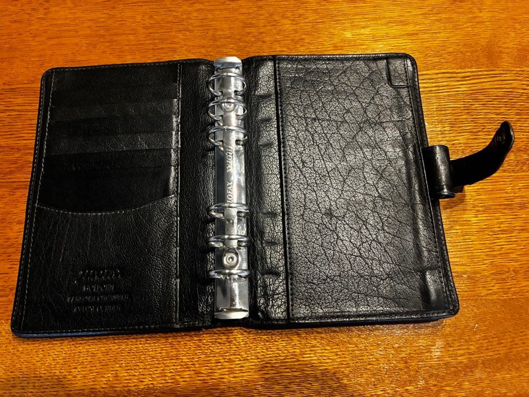 Filofax System Planner Black Leather Bible Size business rare solid Authetnic