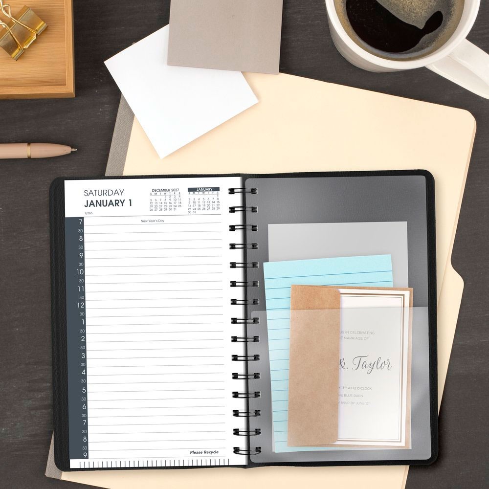 2026 At-A-Glance 70-207-05 Daily Appointment Book, 5 x 8″