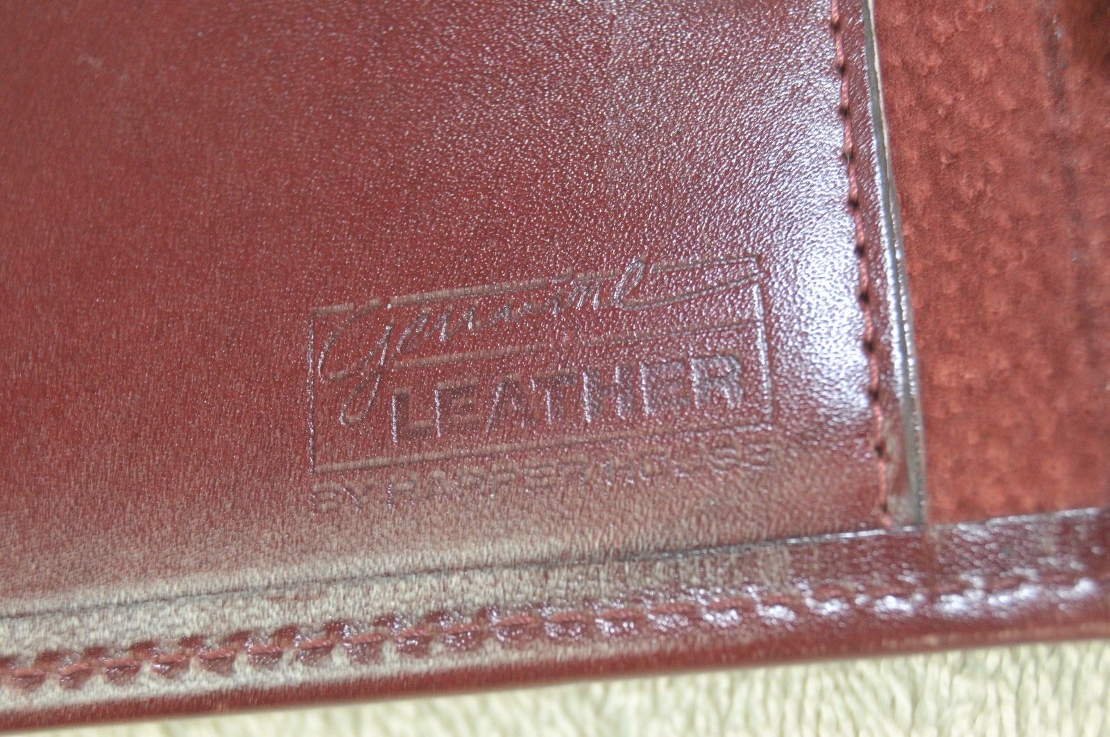 Harper House Genuine Leather 3-Ring Planner Binder Burgundy