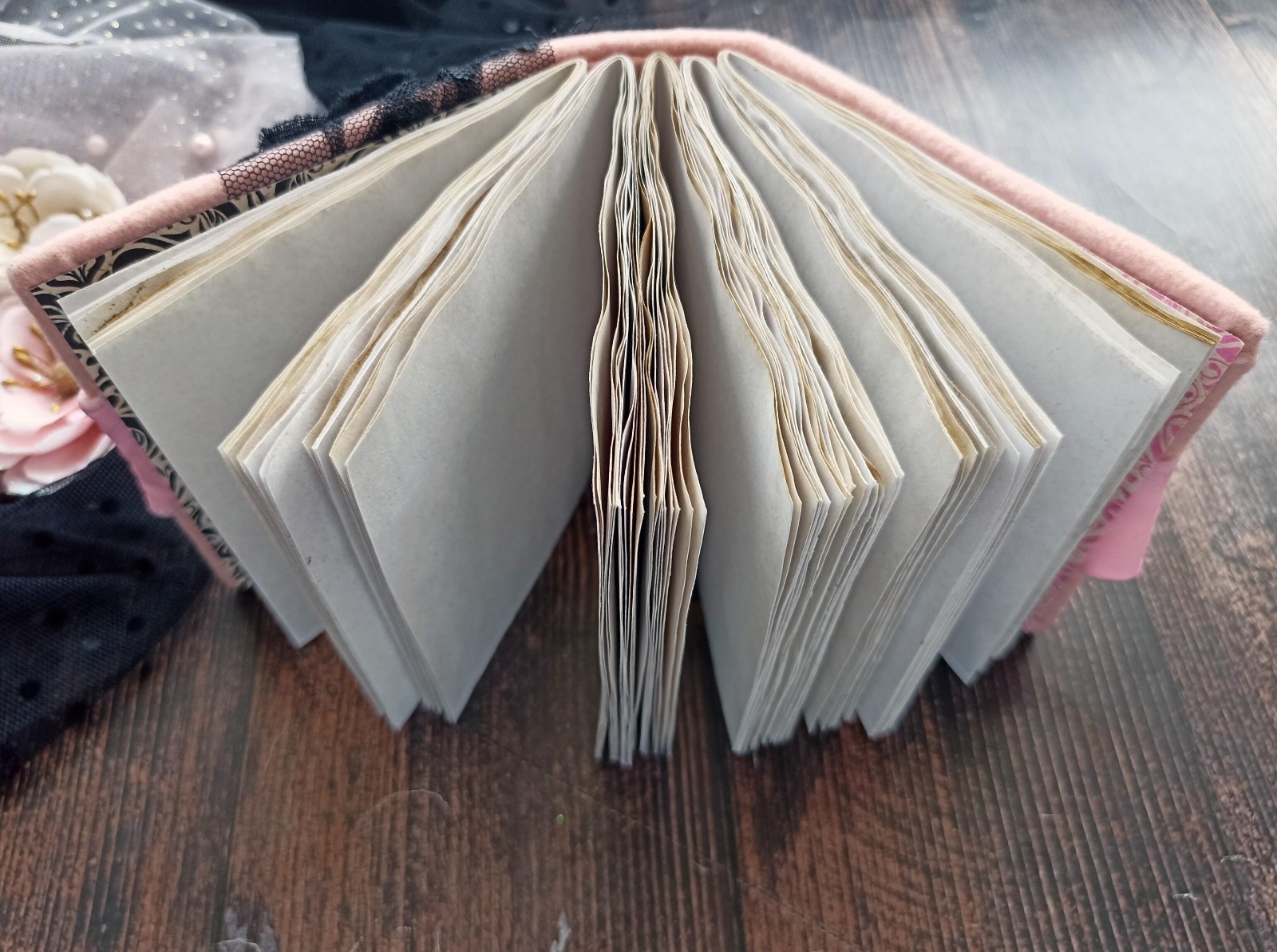 Small gothic witch junk journal handmade blank Pink Halloween 4x4in 200 pgs