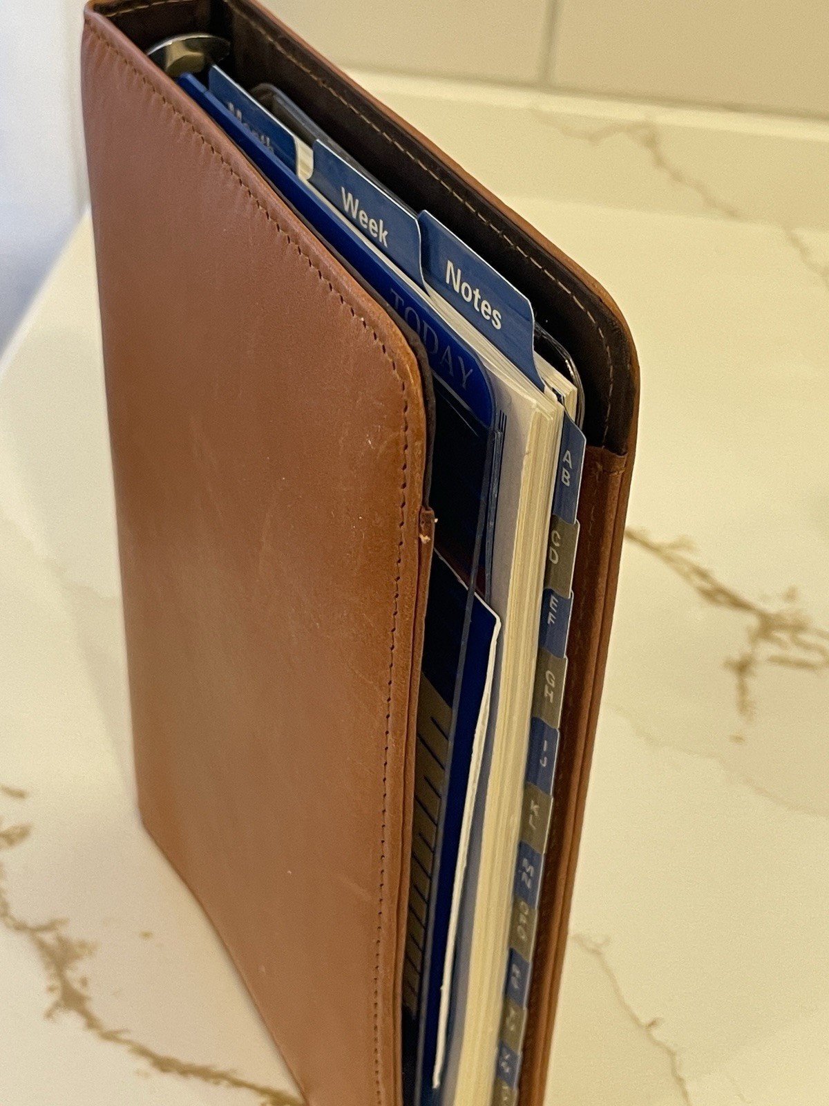 Vtg Rolodex Planner Brown Leather R0320 Calendar Address Tabs Pockets 1996 7.5″