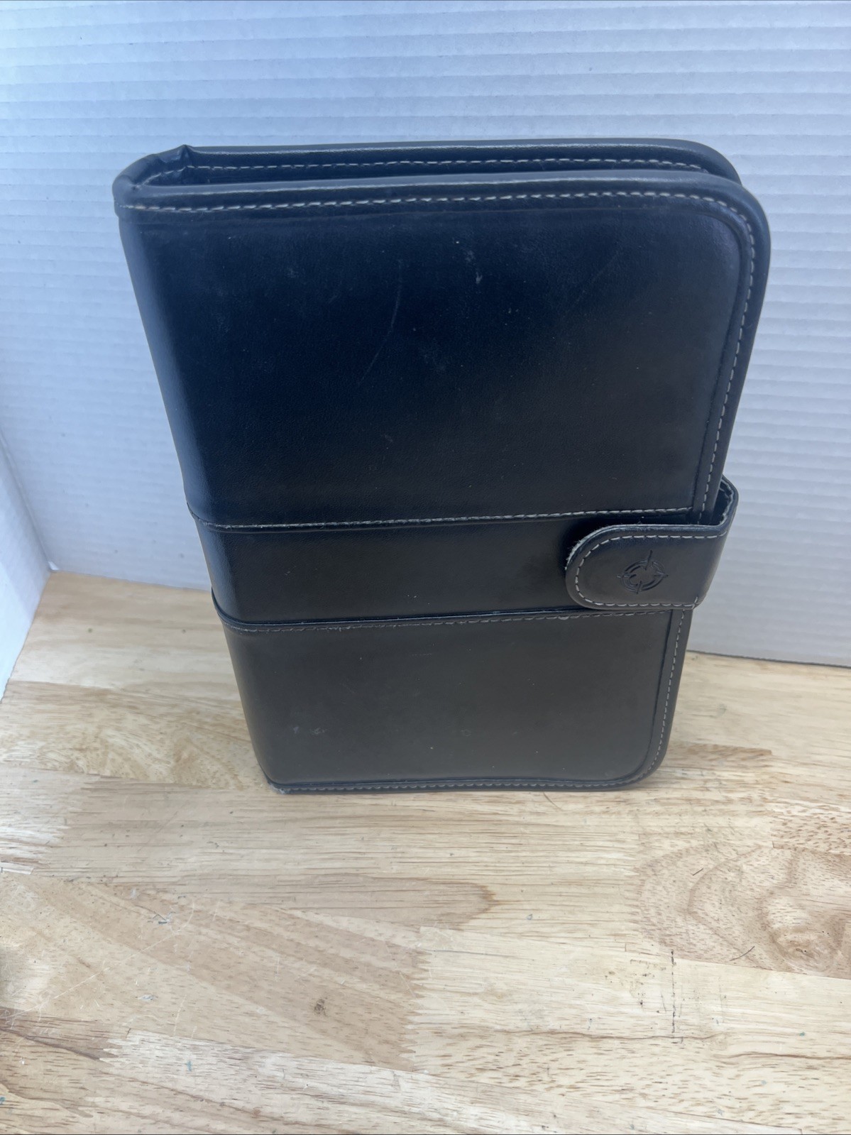Franklin Covey Day One Black 7 Ring Binder Planner 10″ X 7″ Faux Leather