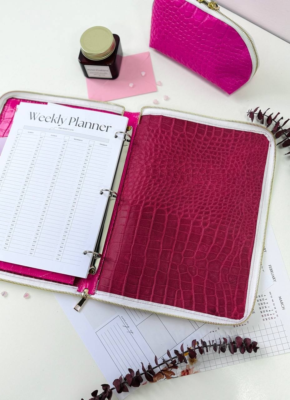 Italian Leather A4 Portfolio. Pink A4 planner Zippered Binder.
