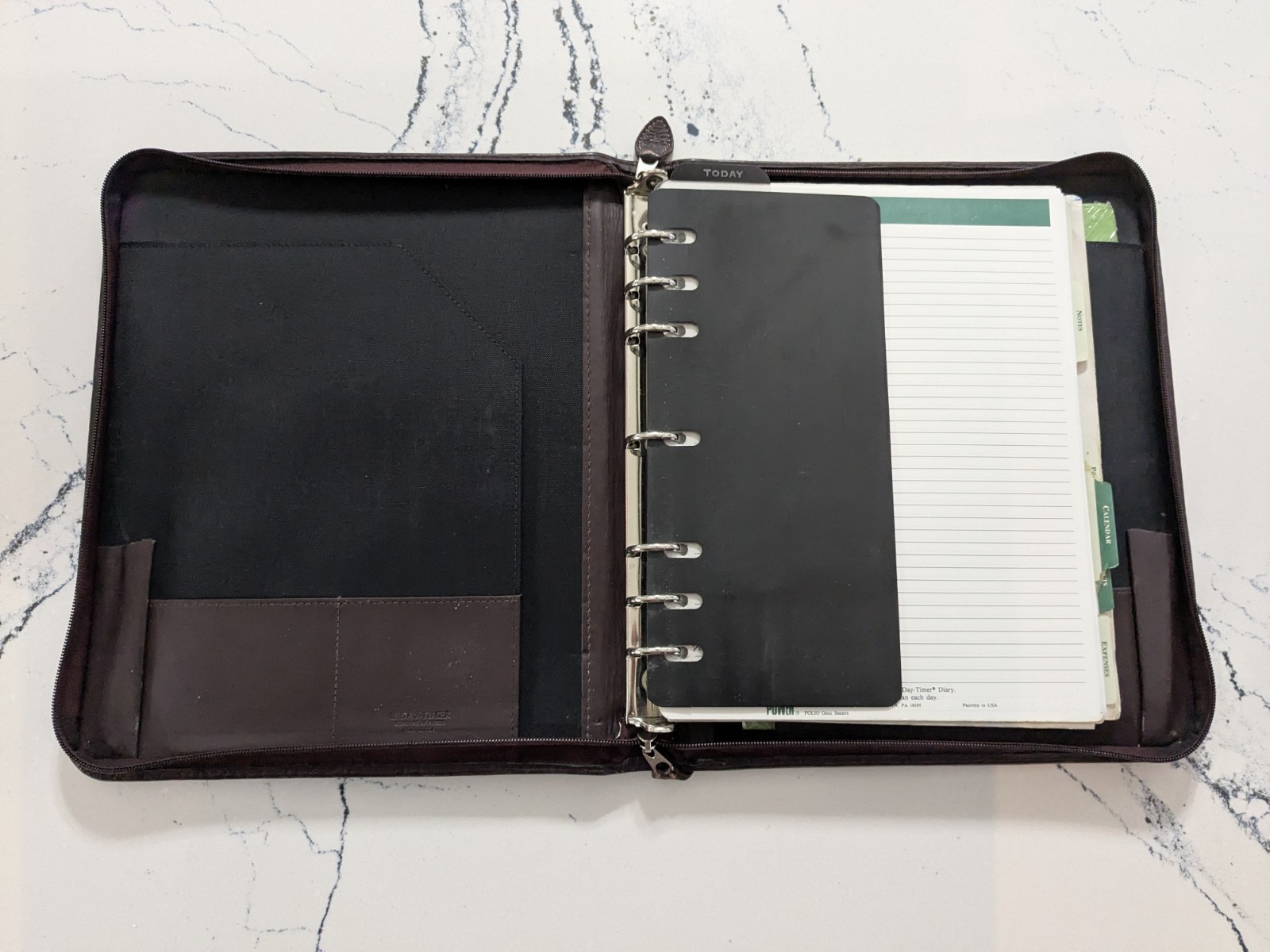 Vintage Day Timer Planner Classic 7-Ring Organizer Zip Brown Leather Folio
