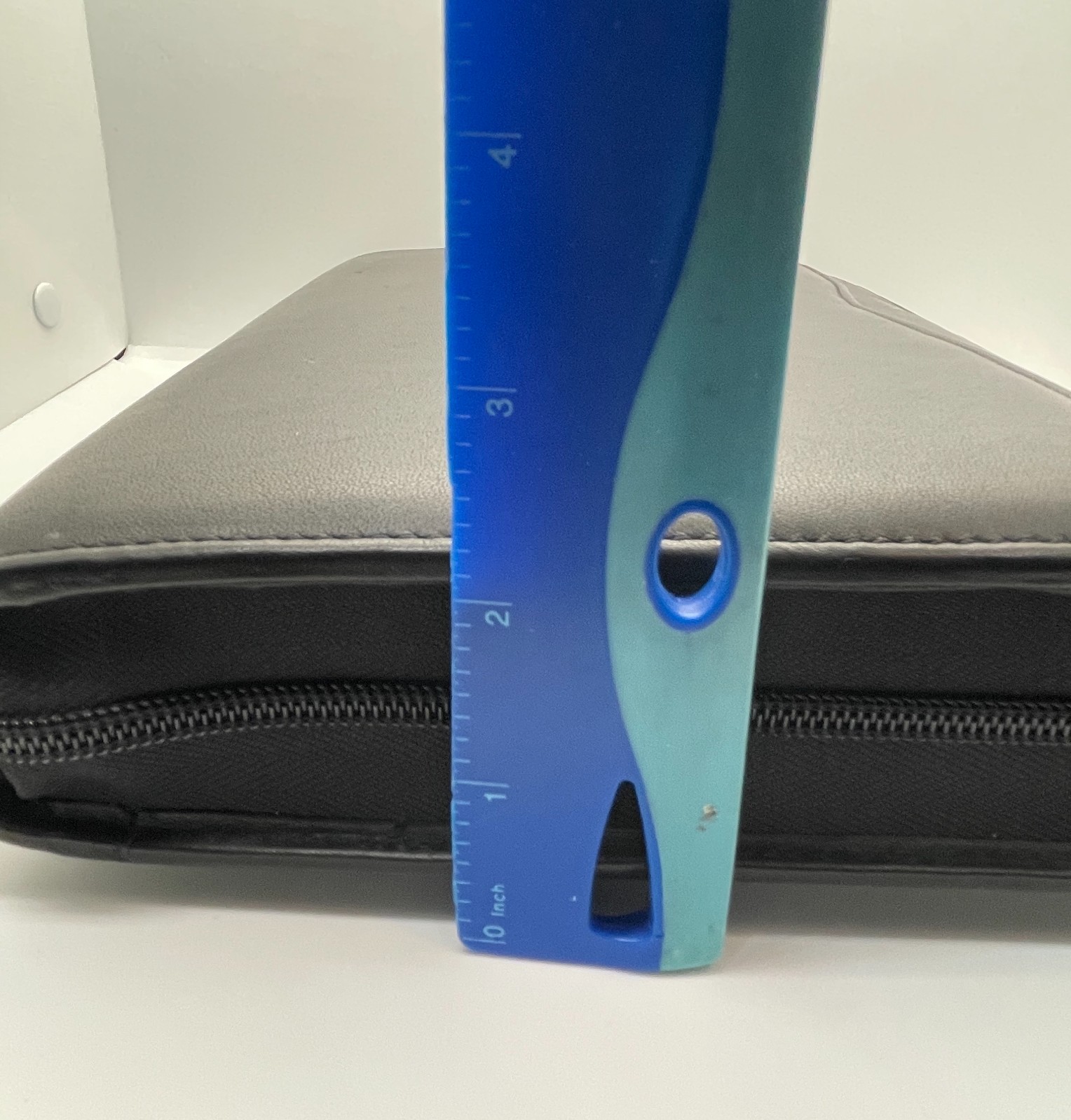 Leather Portfolio Daytimer Vintage Black Folder Folio Clean 10.5″ x 7.5″ + Paper