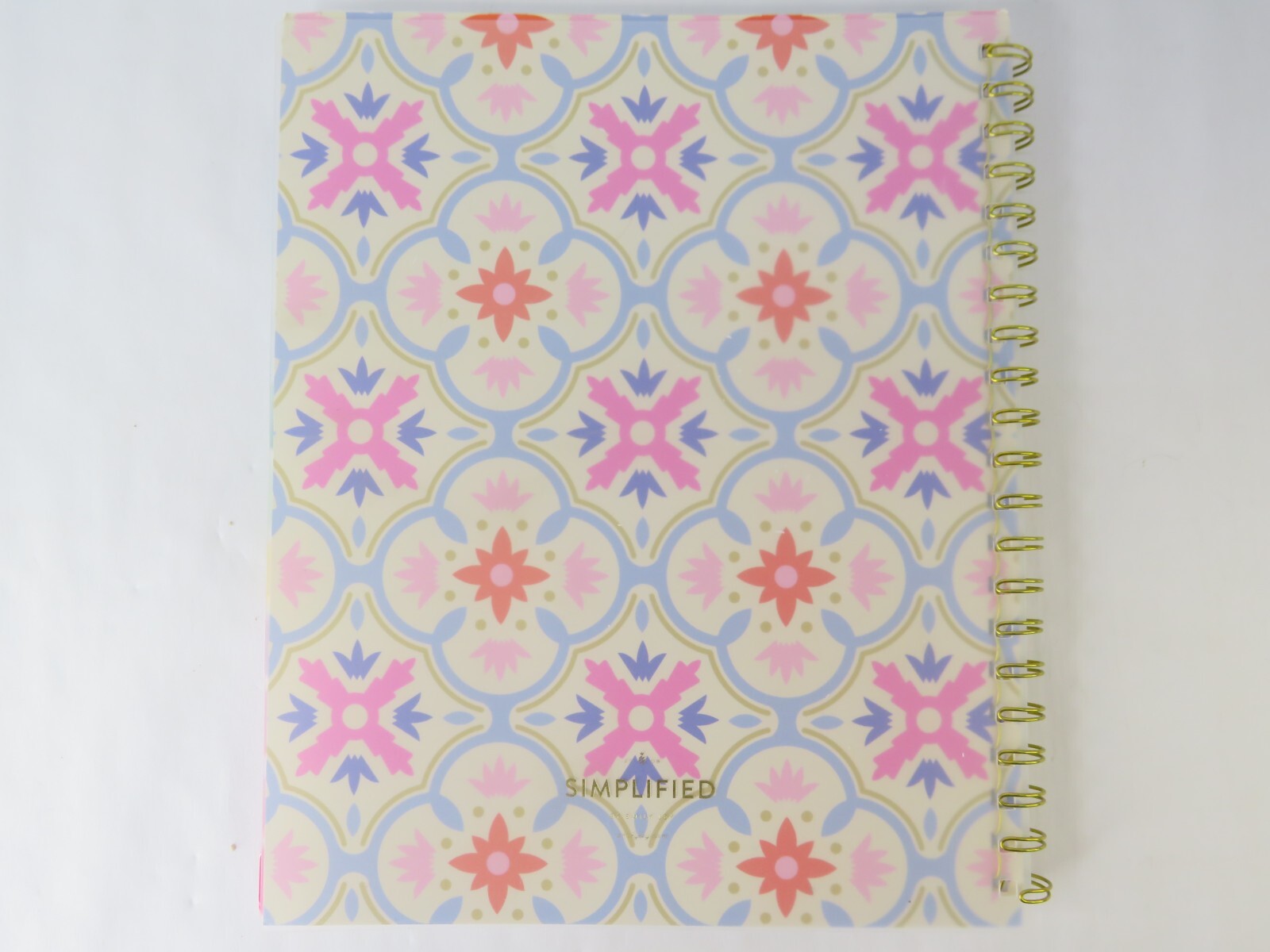 2025 AT-A-GLANCE Weekly/Monthly Planner, 8-1/2″ x 11″, Tile, Jan-Dec