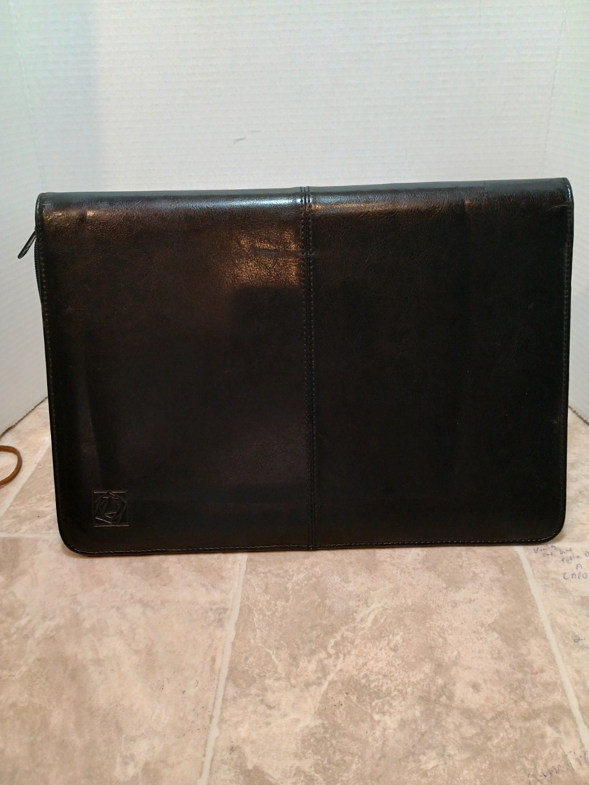 Black Zippered Padfolio Faux Leather Pre-owned Great Condition