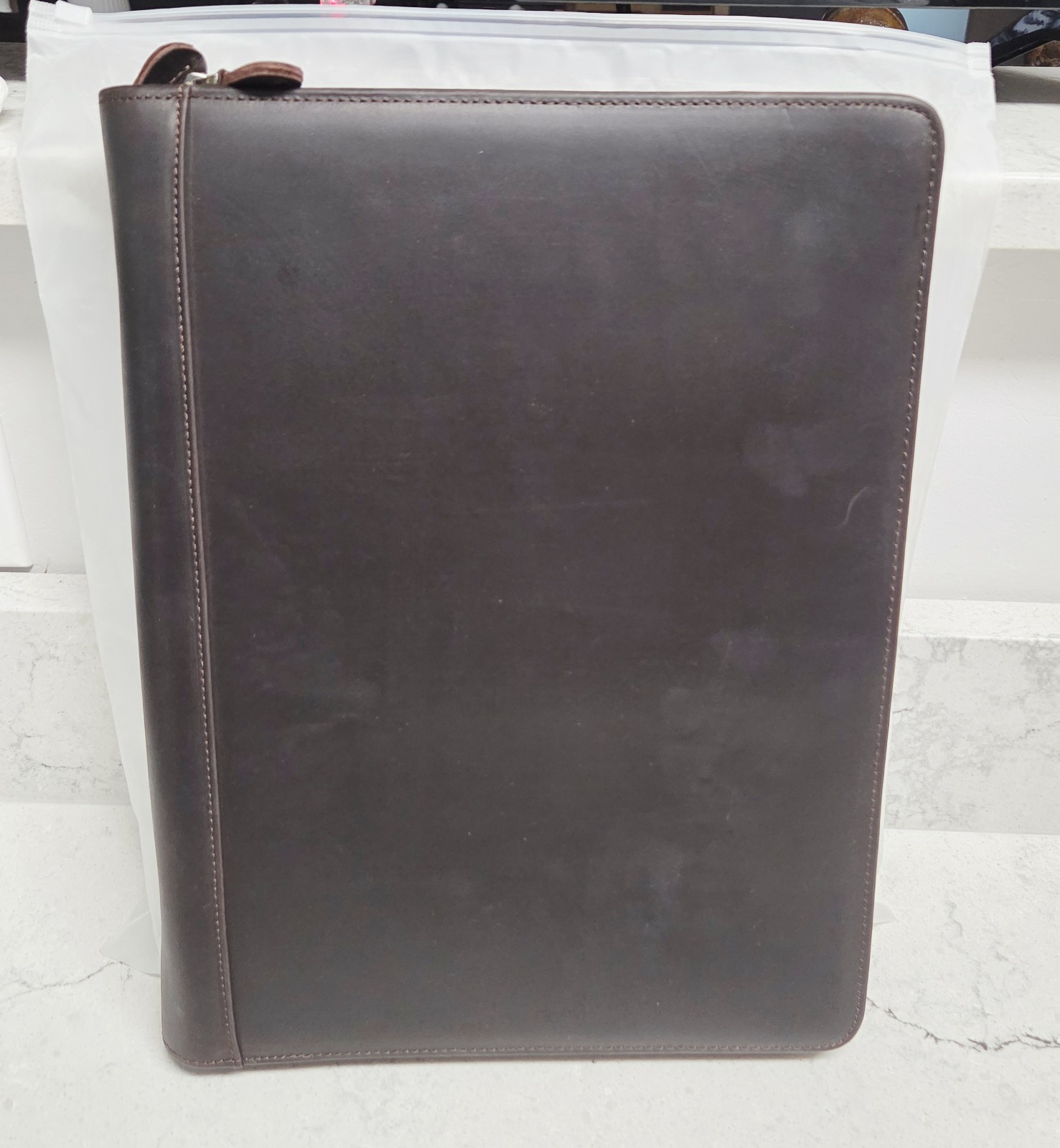 Genuine Leather Professioal Business Portfolio Padfolio Folder with Zipper