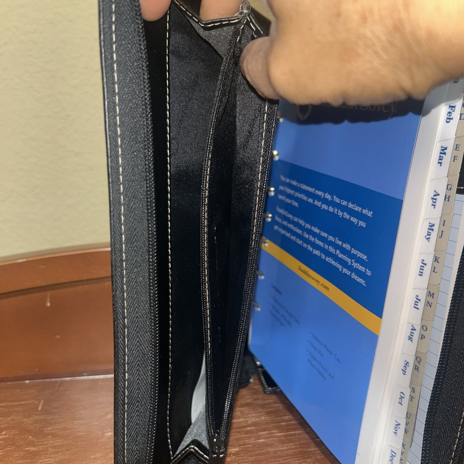 Franklin Covey 7 Ring Planner Organizer Pockets Wallet Zip Black Faux Leather FS