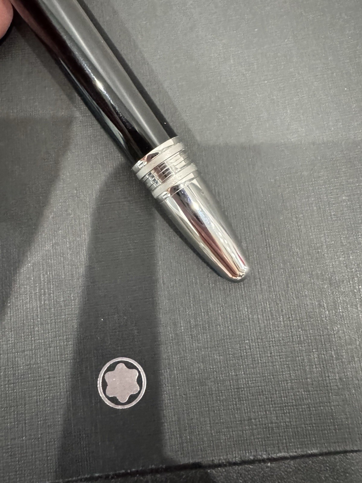 Montblanc Augmented Paper Leather Notebook Cover & Digitizer w/Starwalker Pen