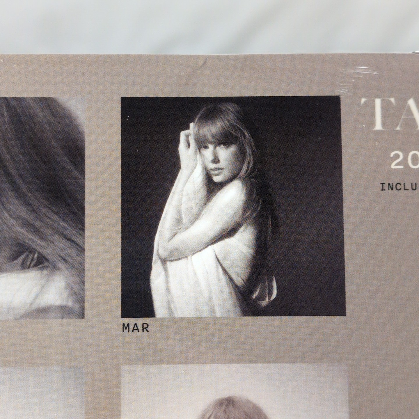 Taylor Swift L 2026 12×24″ Hanging 18 In Monthly Square Wal Calendar NEW