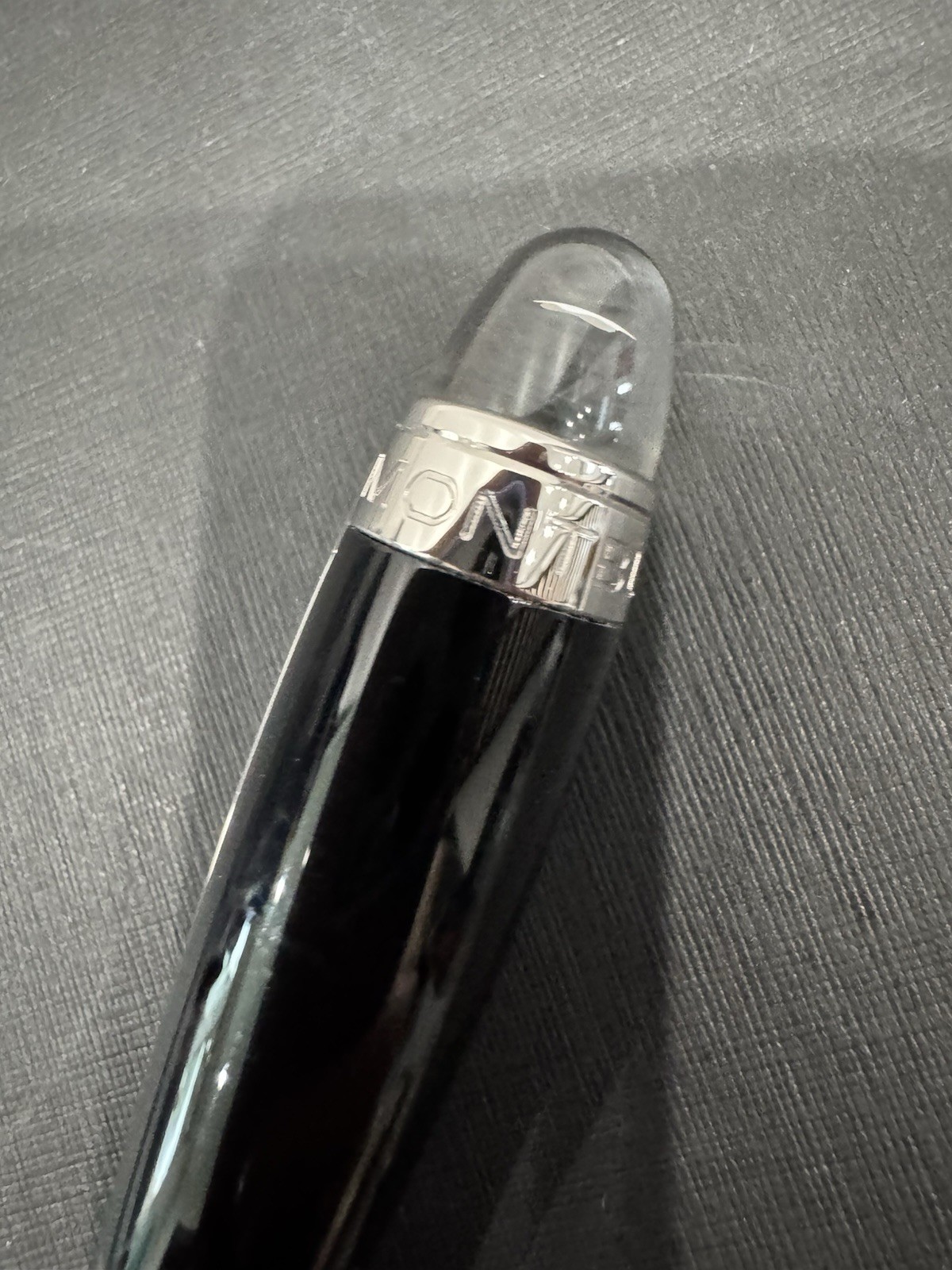 Montblanc Augmented Paper Leather Notebook Cover & Digitizer w/Starwalker Pen