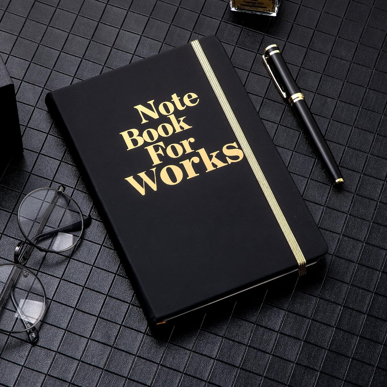 Lined Journal Notebook for Men and Women, 256 Pages Black Journals for Writing