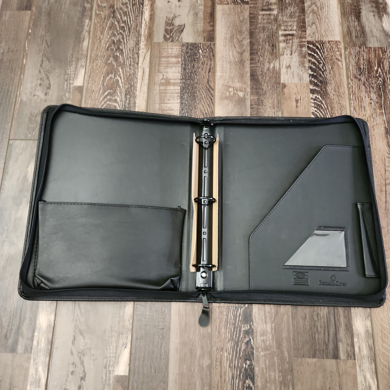 Large Franklin Covey Amway Binder 3 Ring Black Faux Leather Full Zip With Pocket