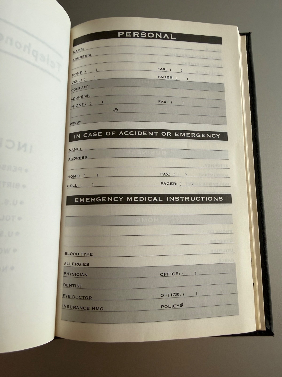 Vinyl Cover Telephone Address Book with Alphabetical Tabs 624 Entries 5×8 Inches