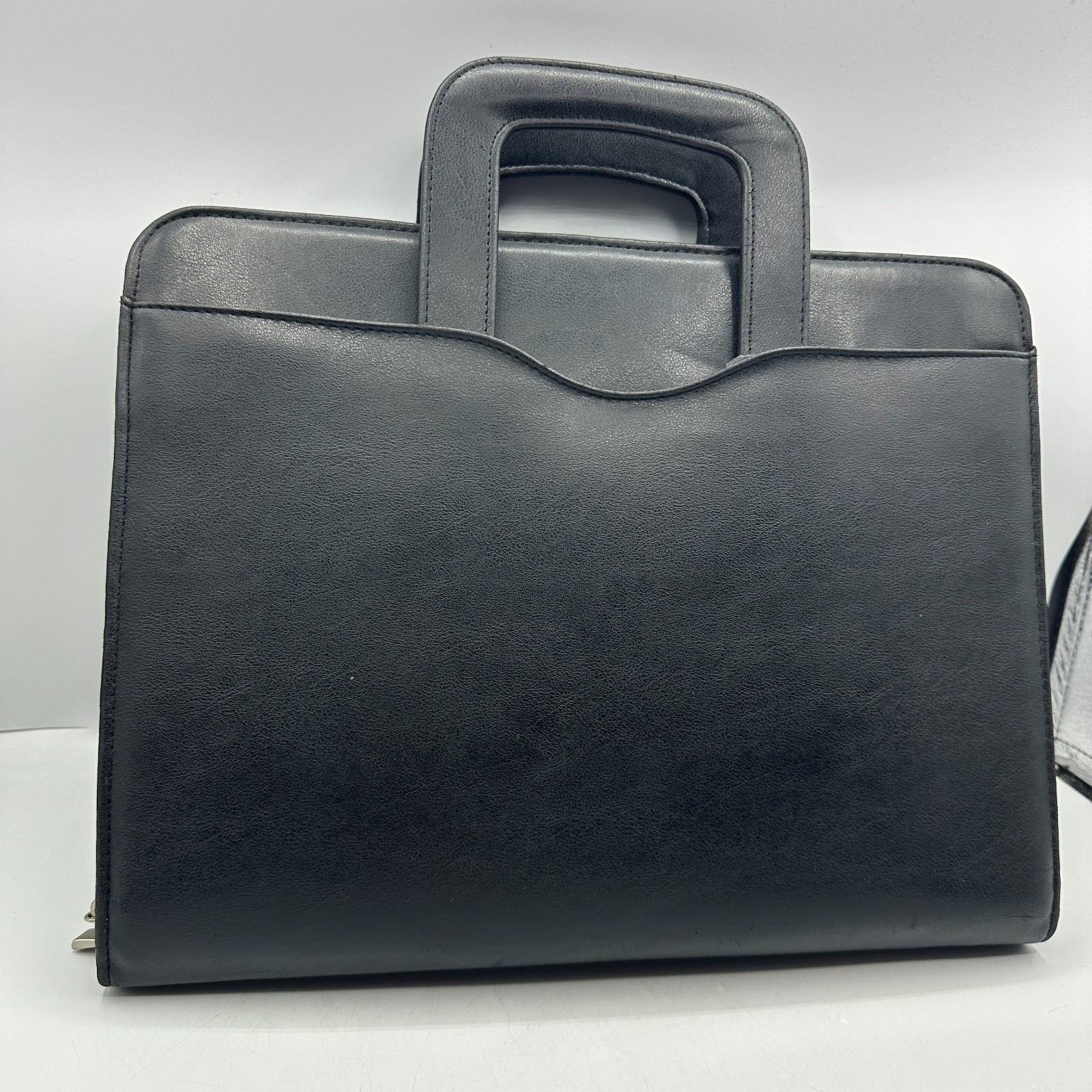 Day Timer Black Leather Zip 3 Ring Binder 11 x 14 in Briefcase Portfolio Handles