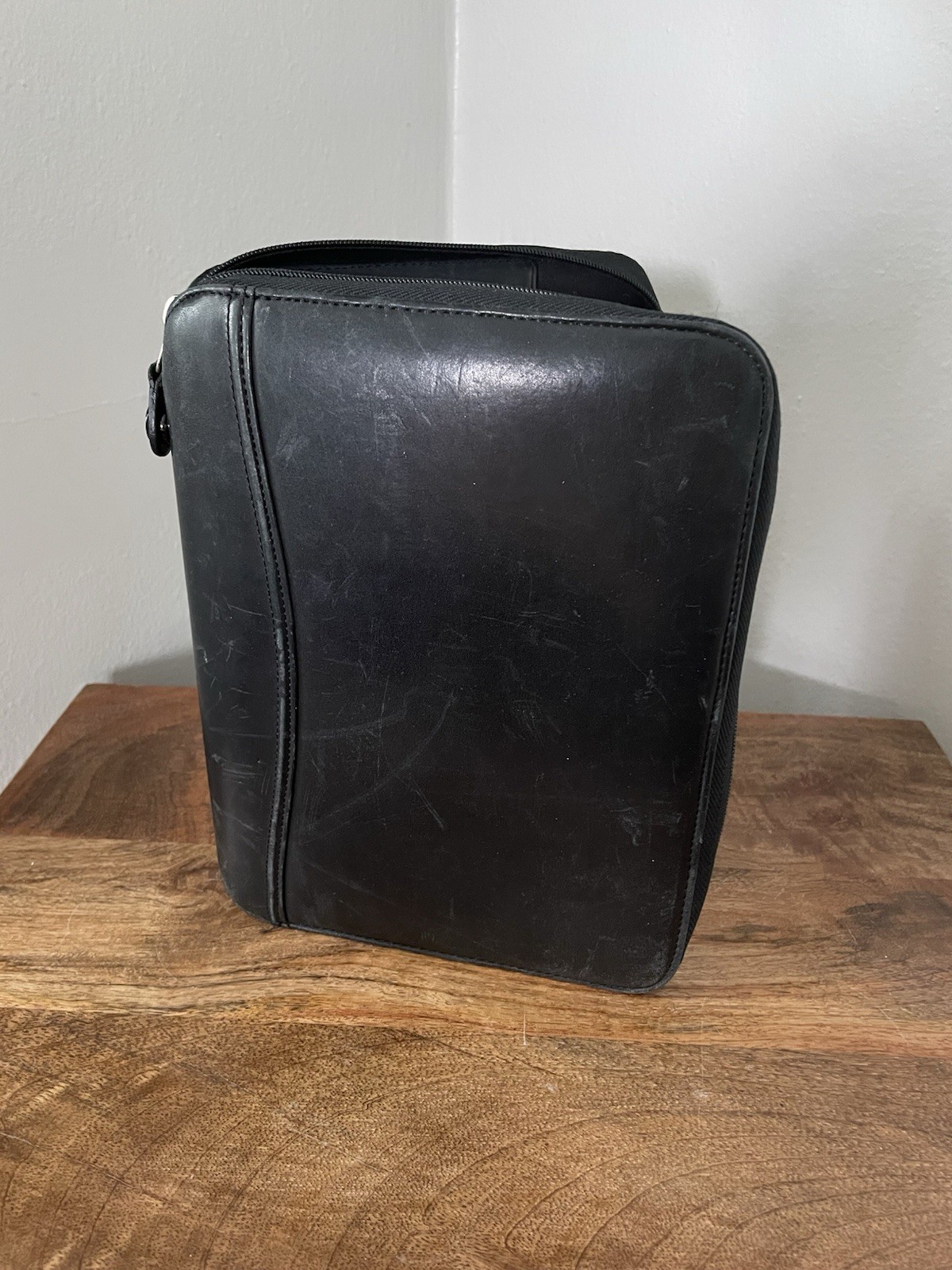Franklin Covey Black Planner Zip Full-Grain Leather 7 Ring Zipper 32763.117 9×7”