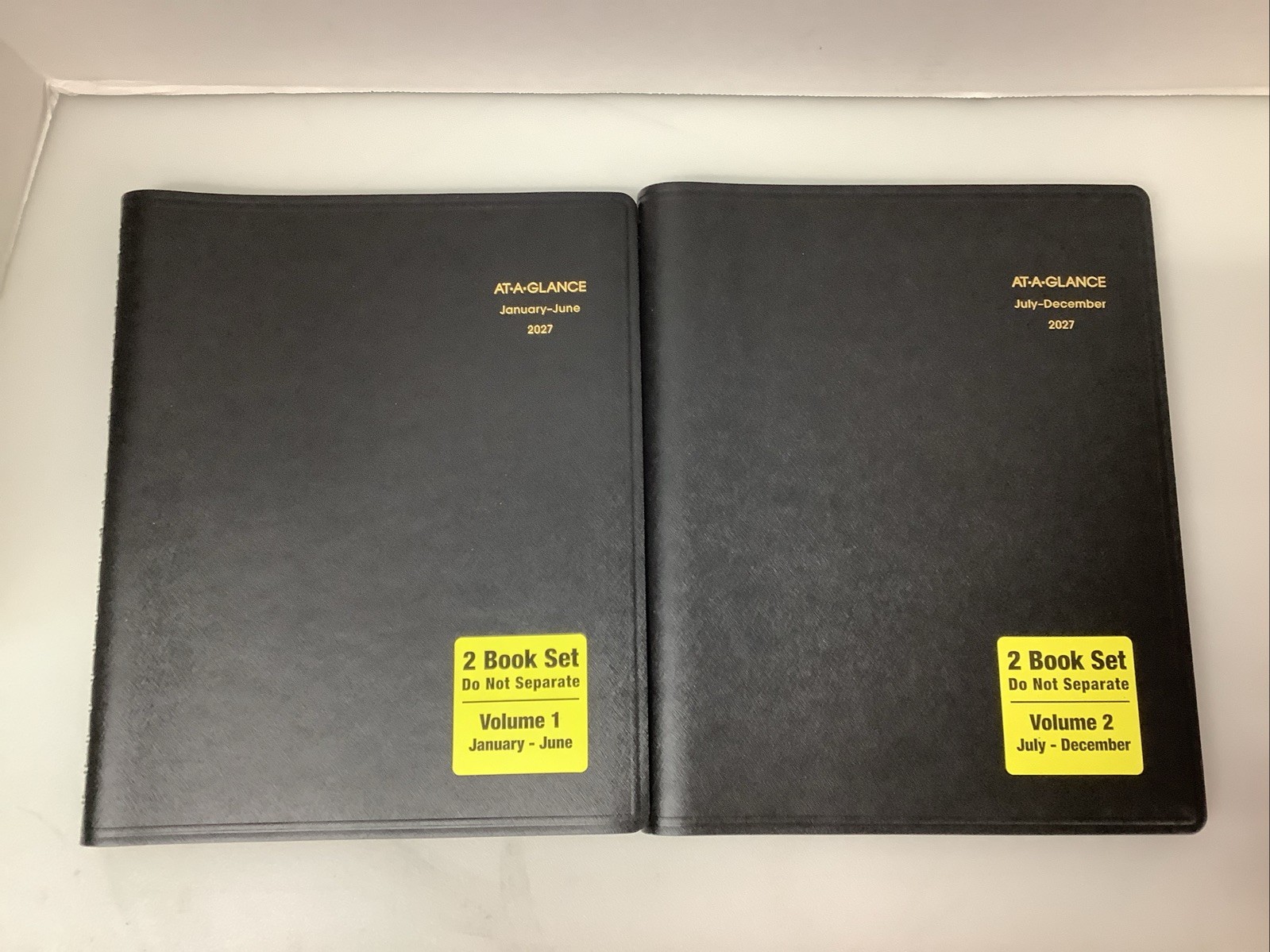 2027 At-A-Glance 70-212, 8-Person Daily Appointment Book, 8-1/2 x 11″